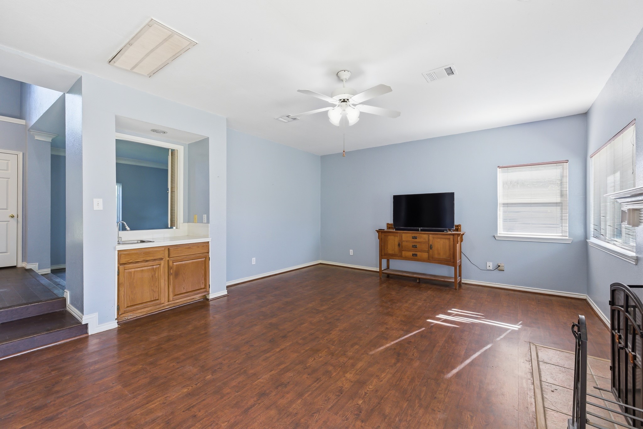 1801 Rolling Ridge Drive, Grapevine, TX, 76051