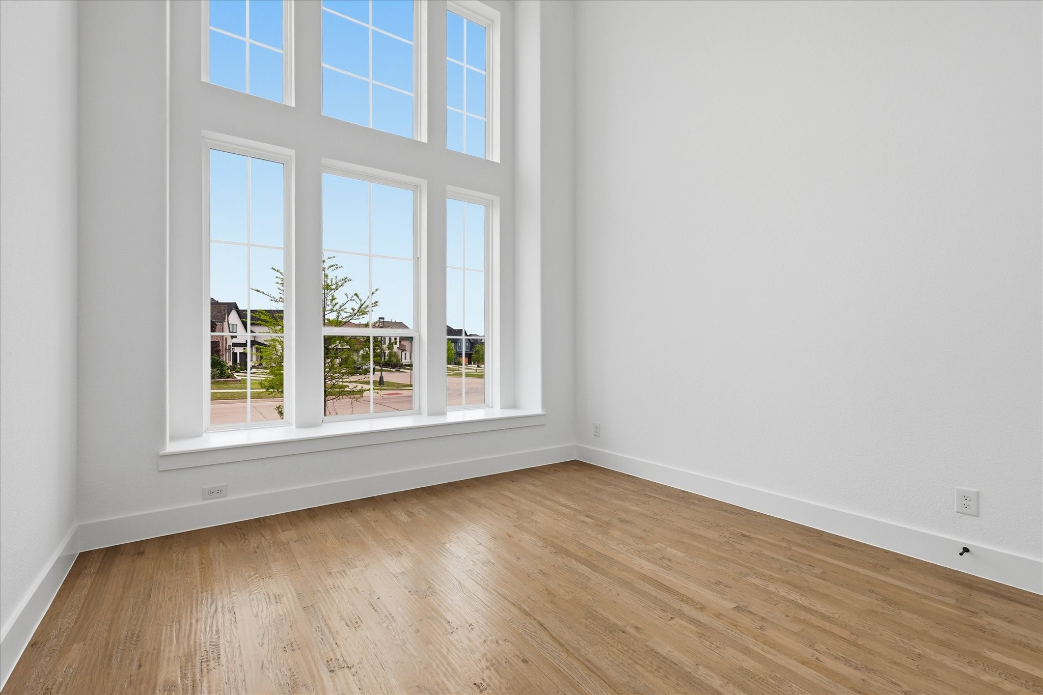 Property photo 04 of 3769 Vase Vine Place, Frisco, TX 75033 | MLS #21230300