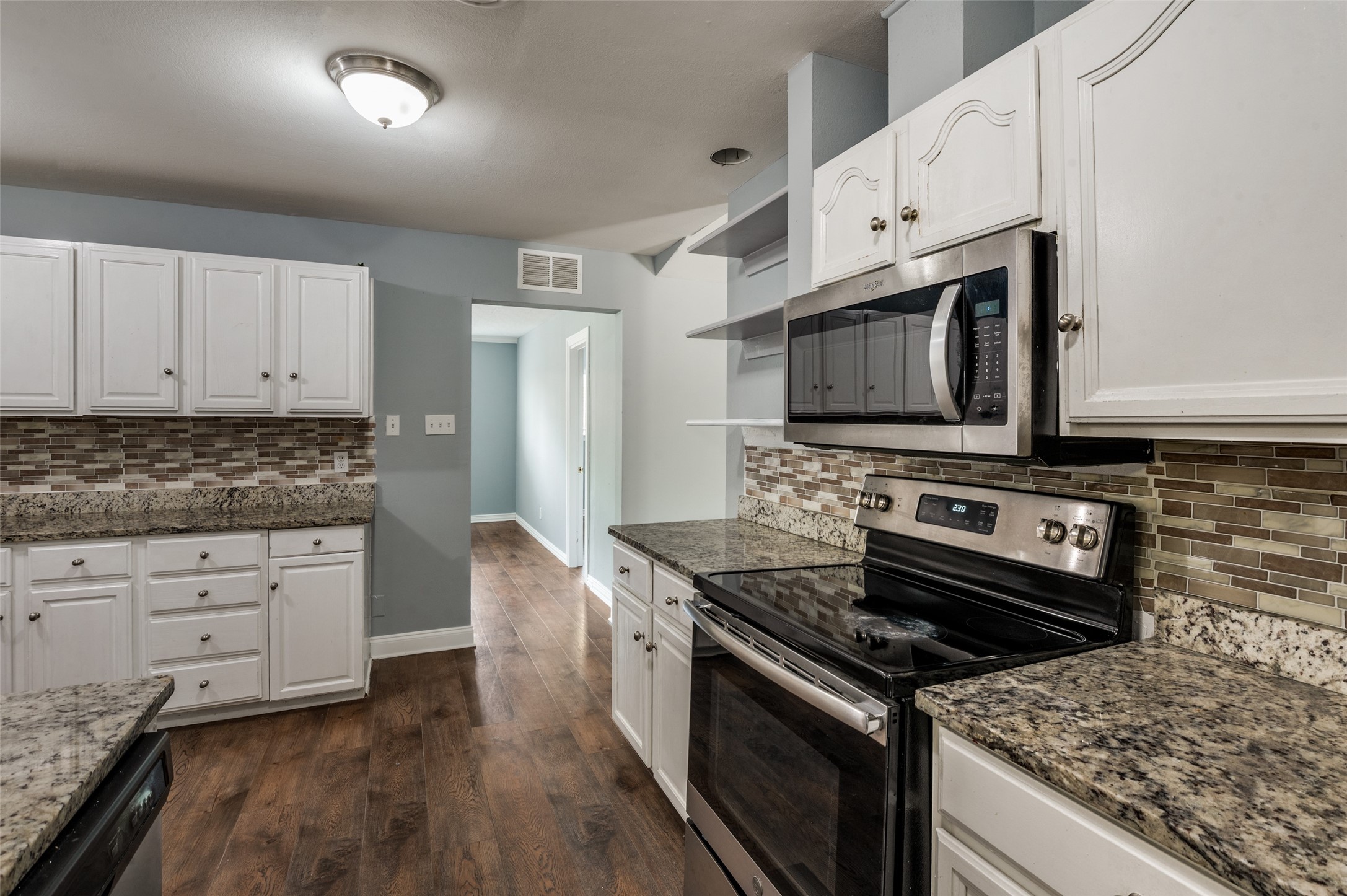 2306 Lakeland Place, Carrollton, TX, 75006