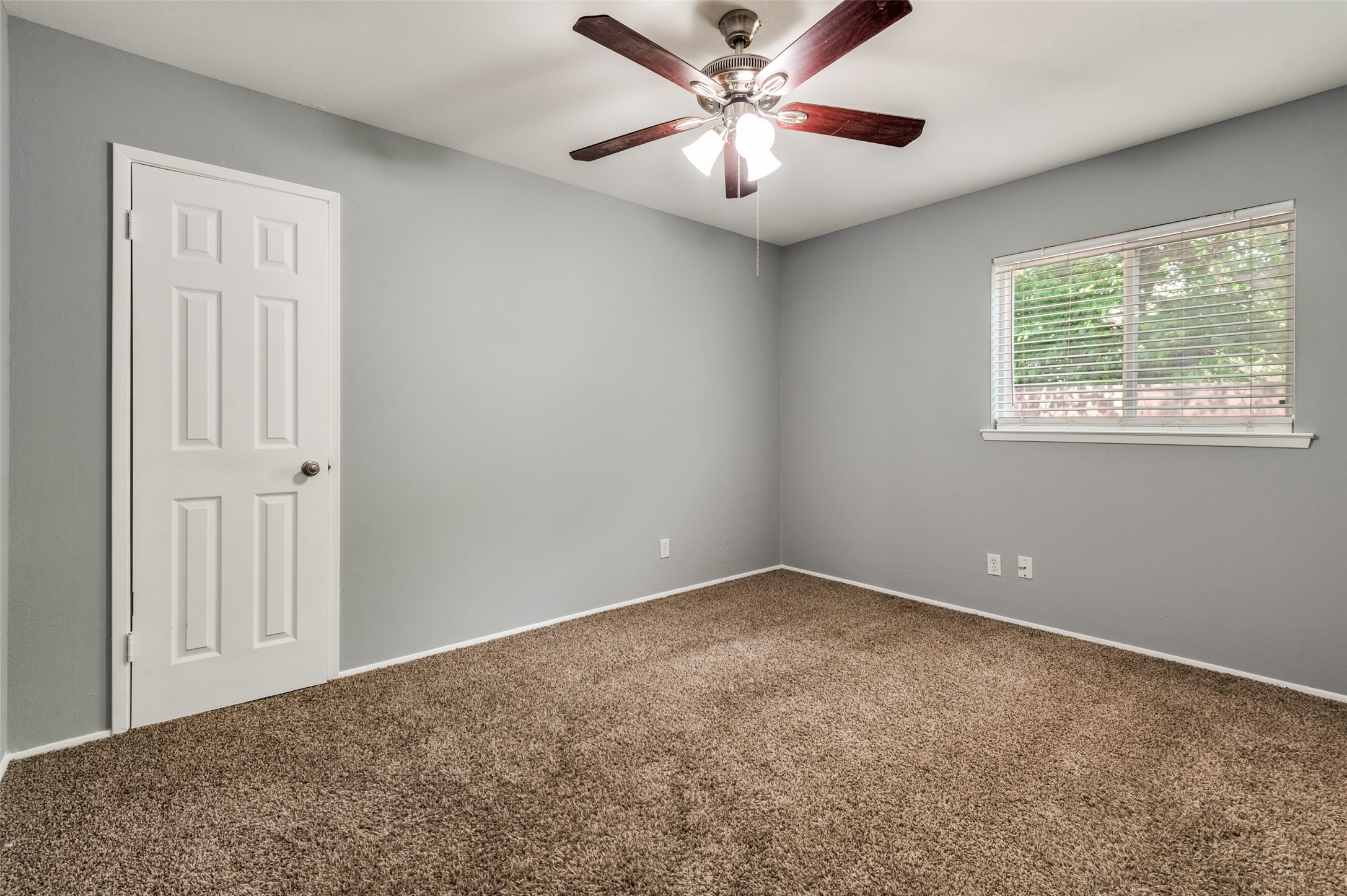 2306 Lakeland Place, Carrollton, TX, 75006