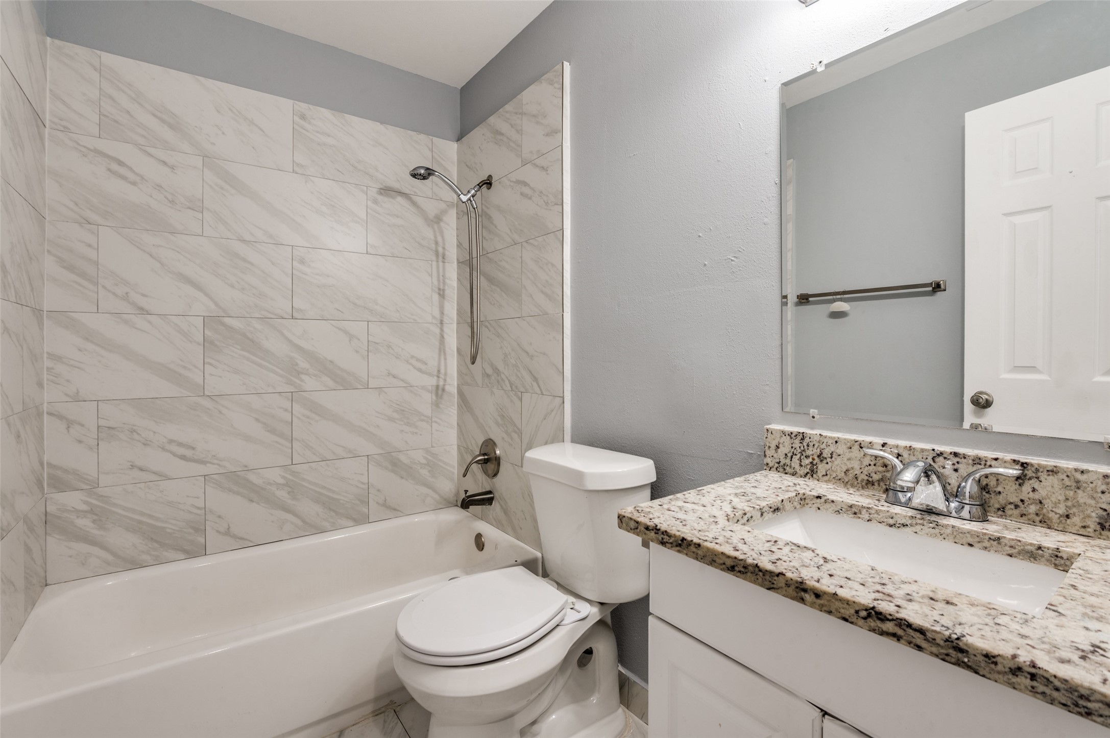 2306 Lakeland Place, Carrollton, TX, 75006
