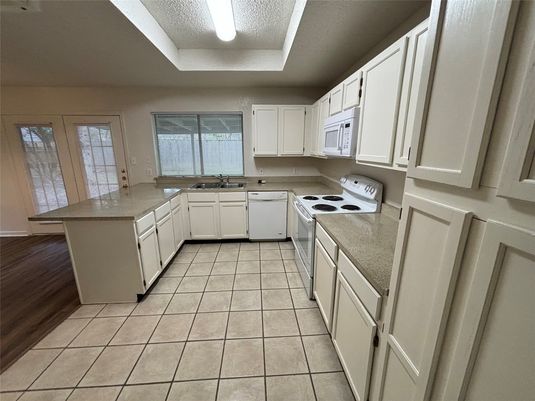 2514 Livingston Lane, Grand Prairie, TX, 75052