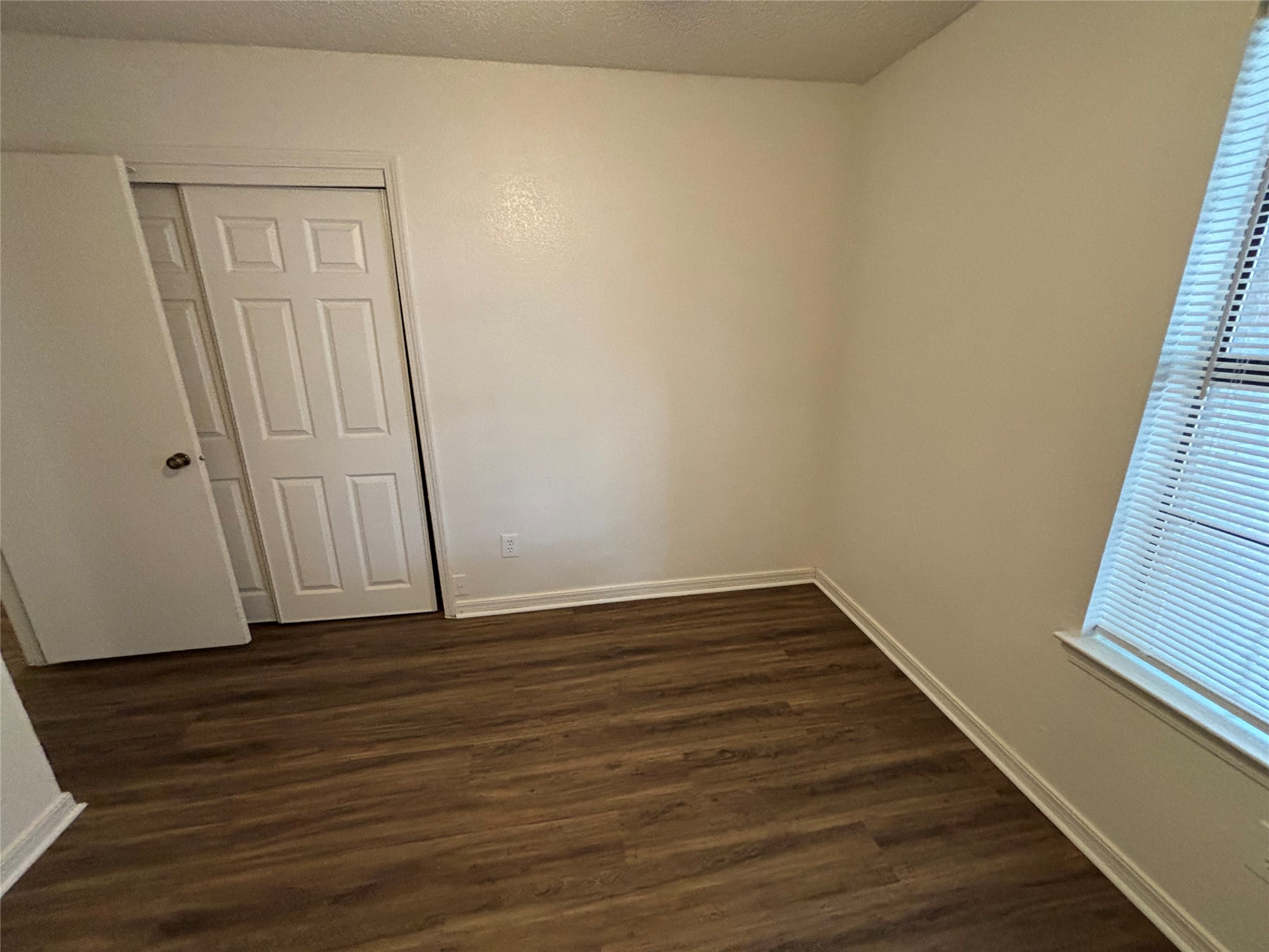2514 Livingston Lane, Grand Prairie, TX, 75052