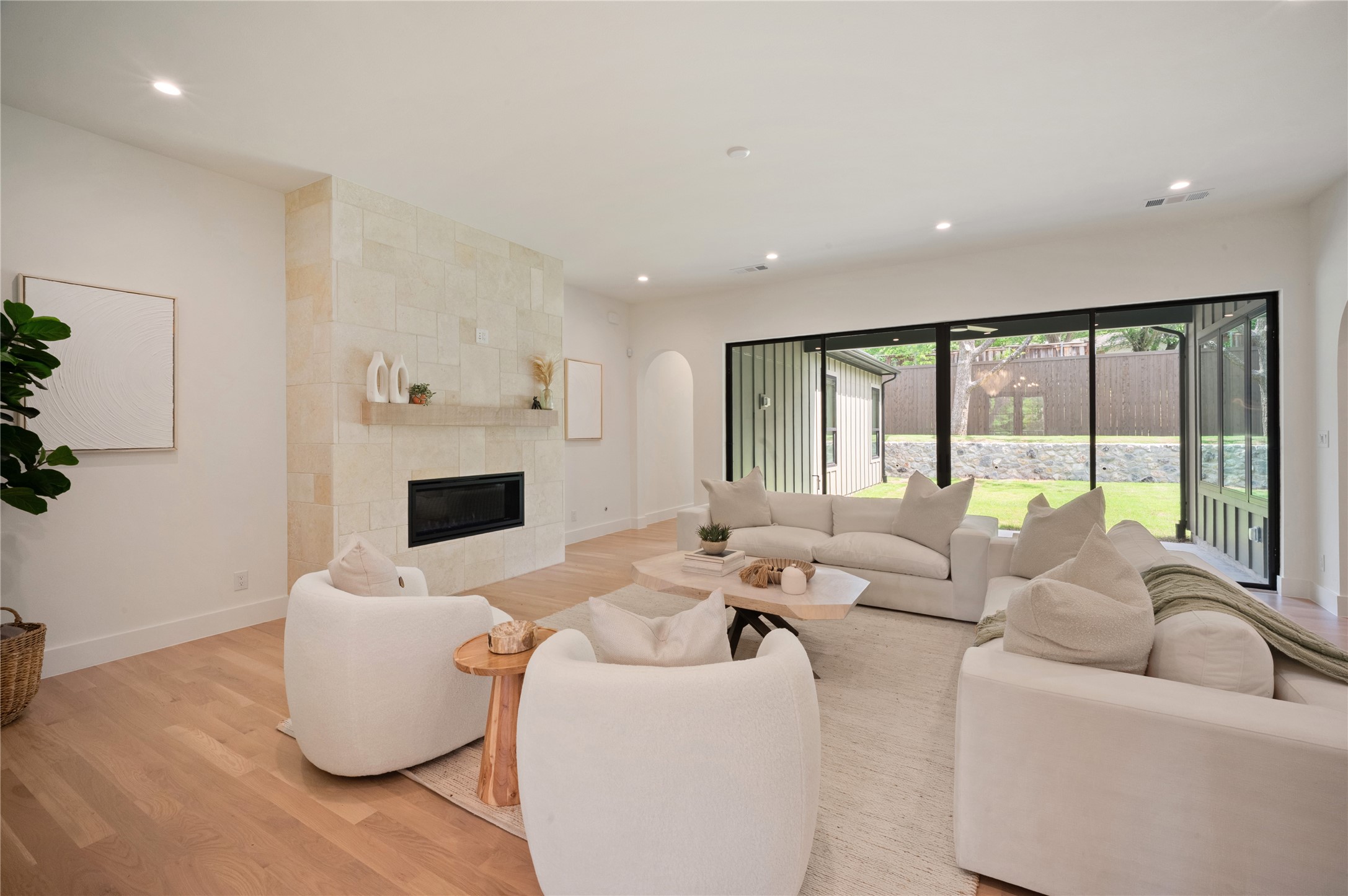 8716 Fawn Drive, Dallas, TX, 75238