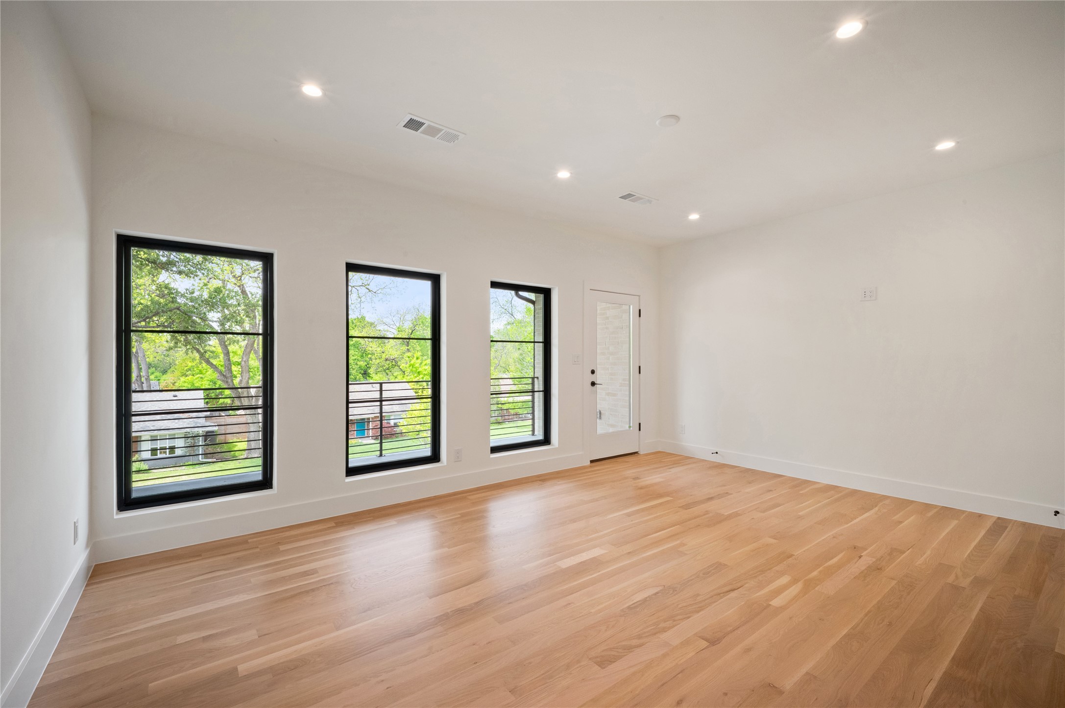 8716 Fawn Drive, Dallas, TX, 75238
