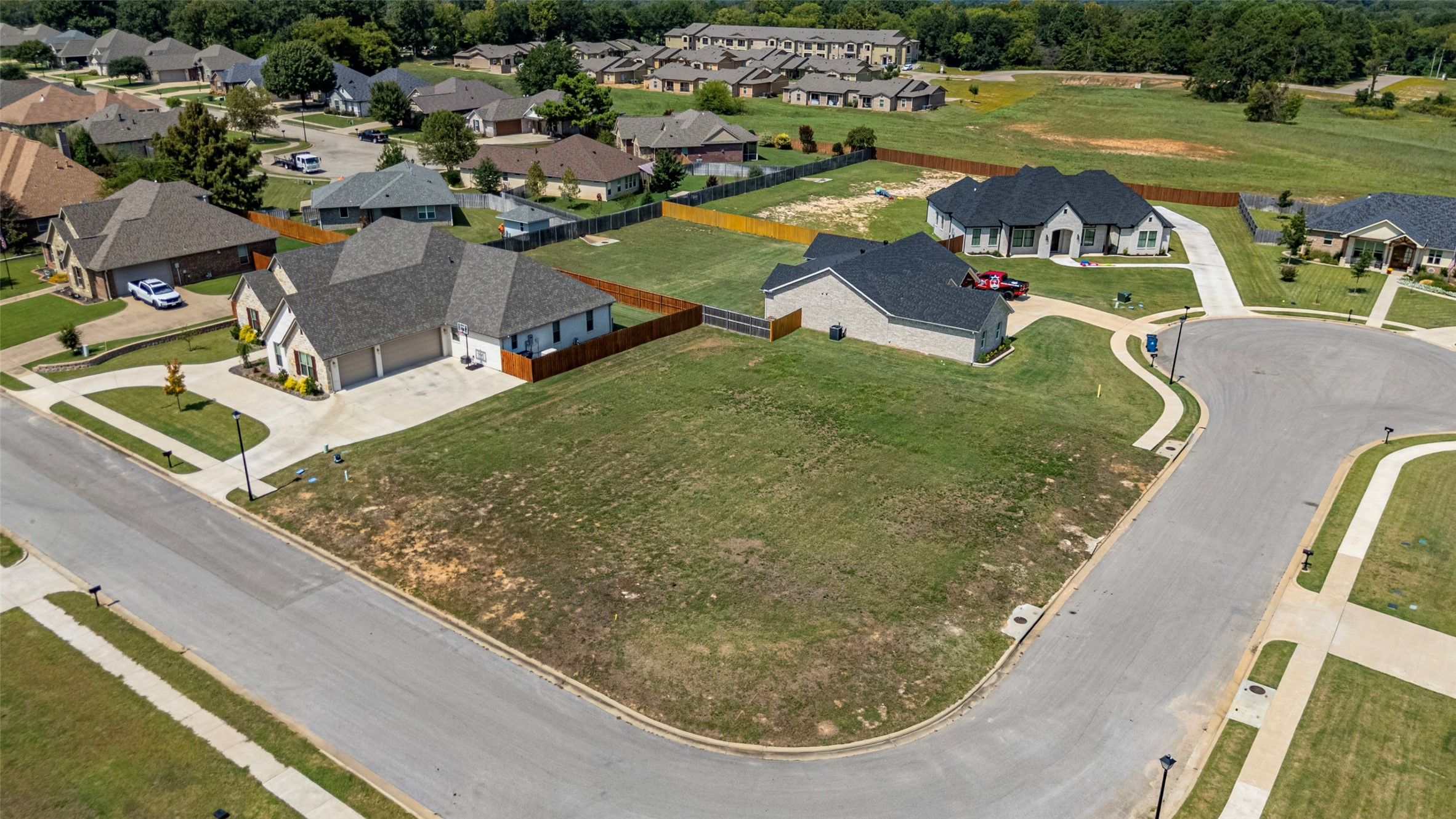 585 Imagine Drive, Lindale, TX, 75771