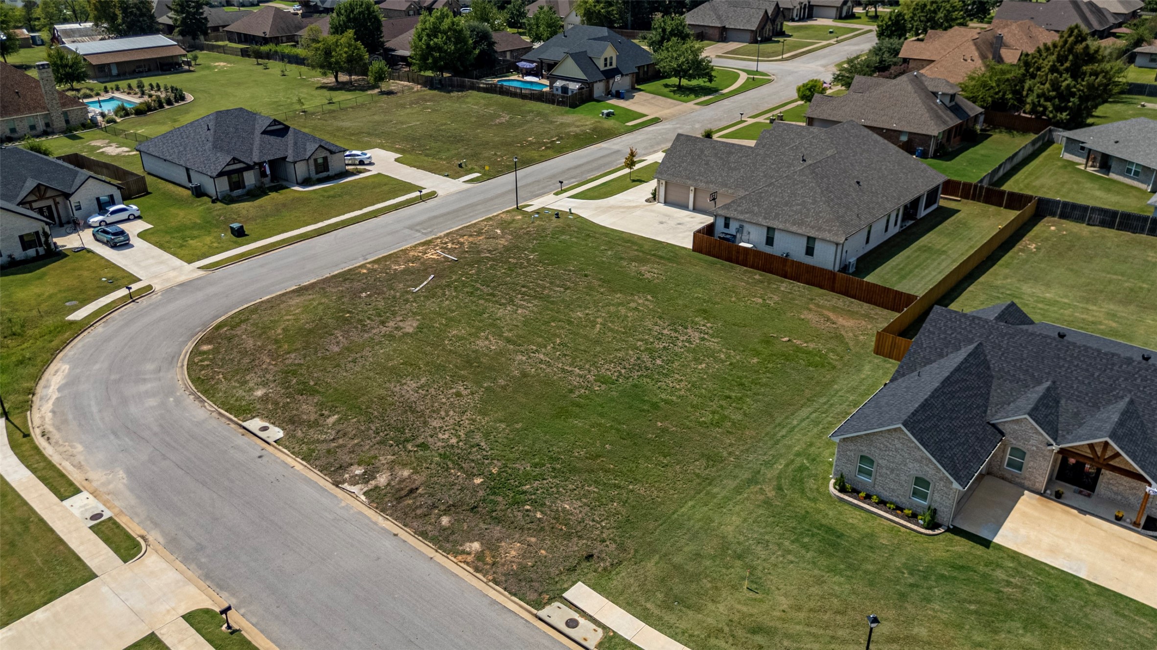 585 Imagine Drive, Lindale, TX, 75771