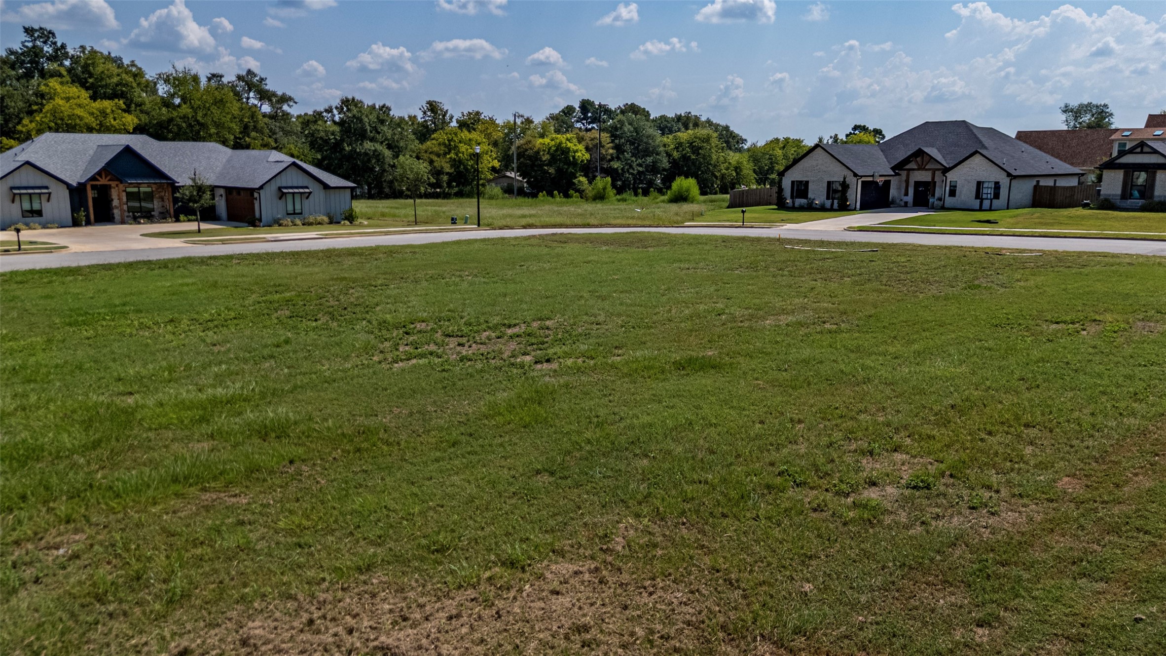 585 Imagine Drive, Lindale, TX, 75771