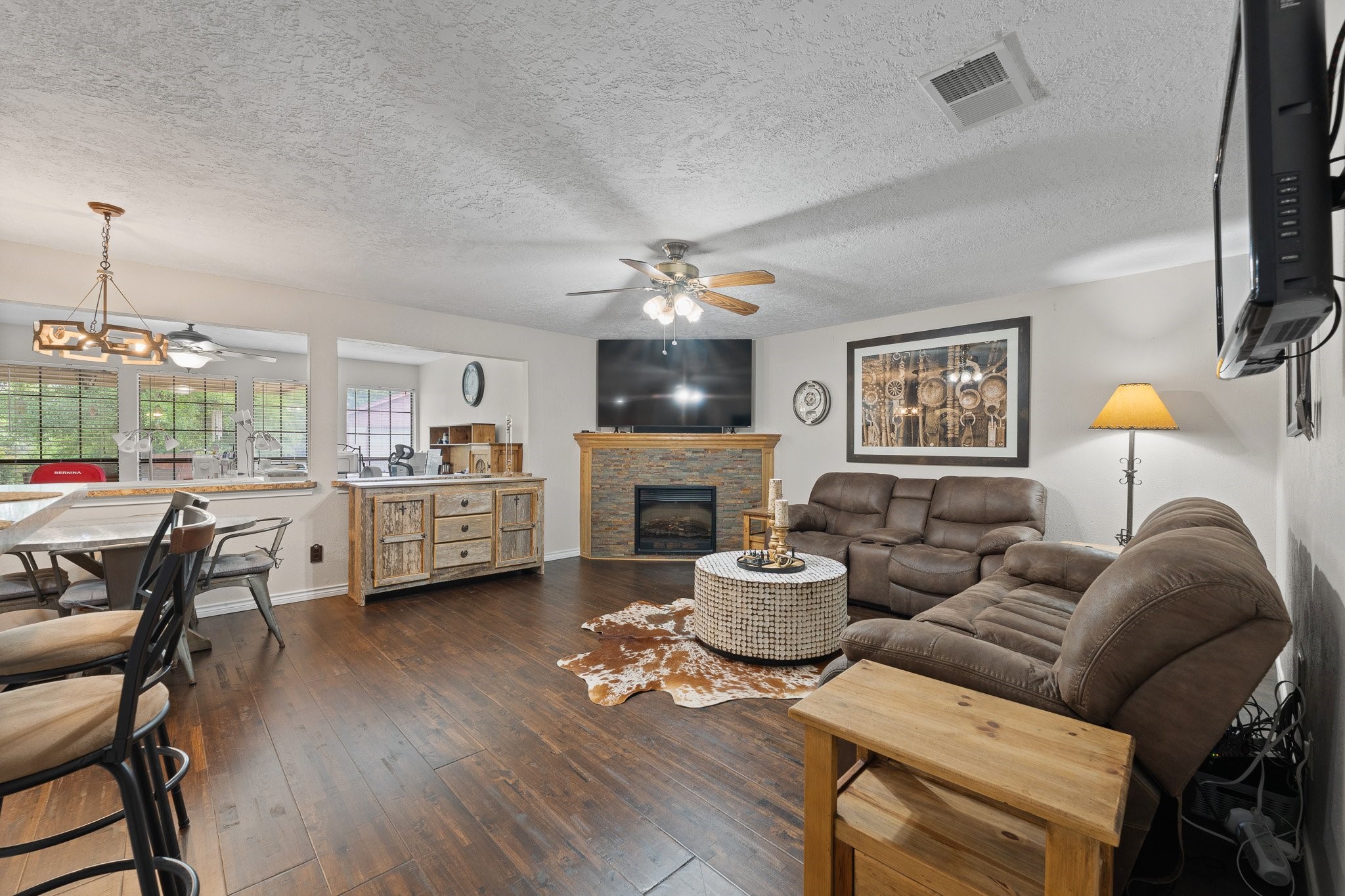 605 Owens Drive, Crowley, TX, 76036