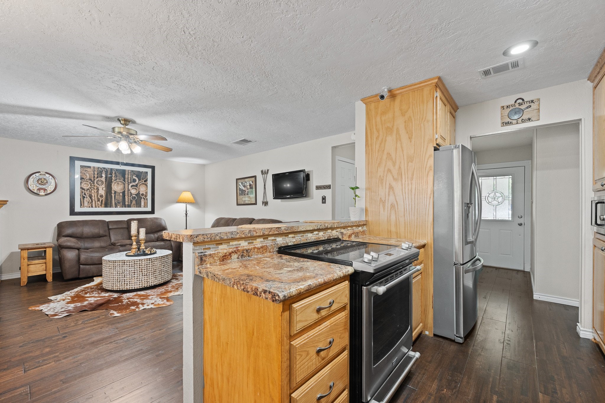 605 Owens Drive, Crowley, TX, 76036