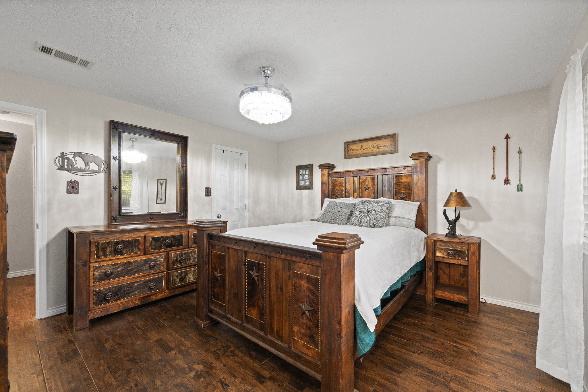 605 Owens Drive, Crowley, TX, 76036