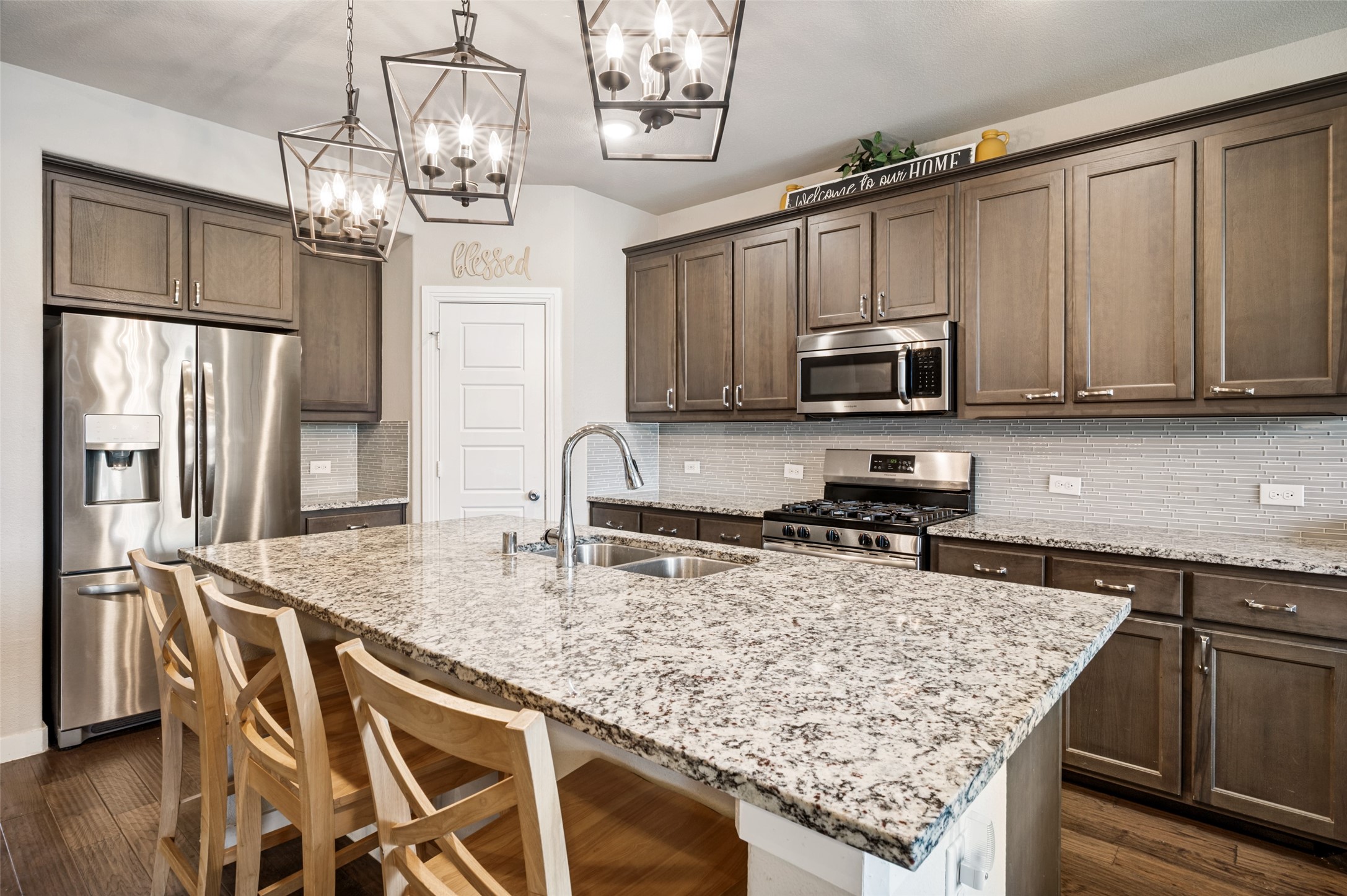 1820 Drover Creek Road, Aubrey, TX, 76227