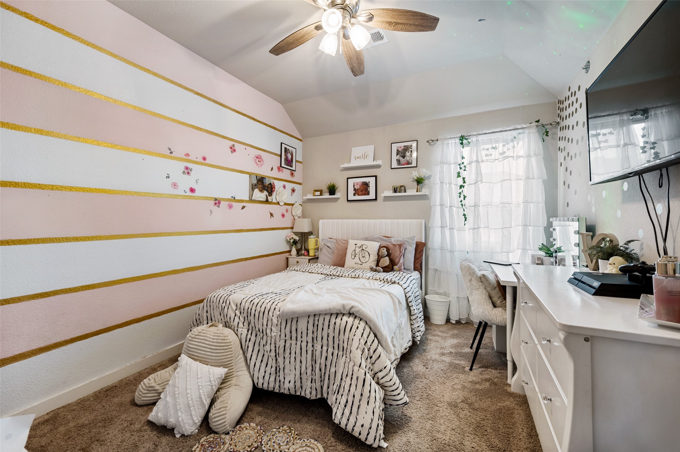 1820 Drover Creek Road, Aubrey, TX, 76227