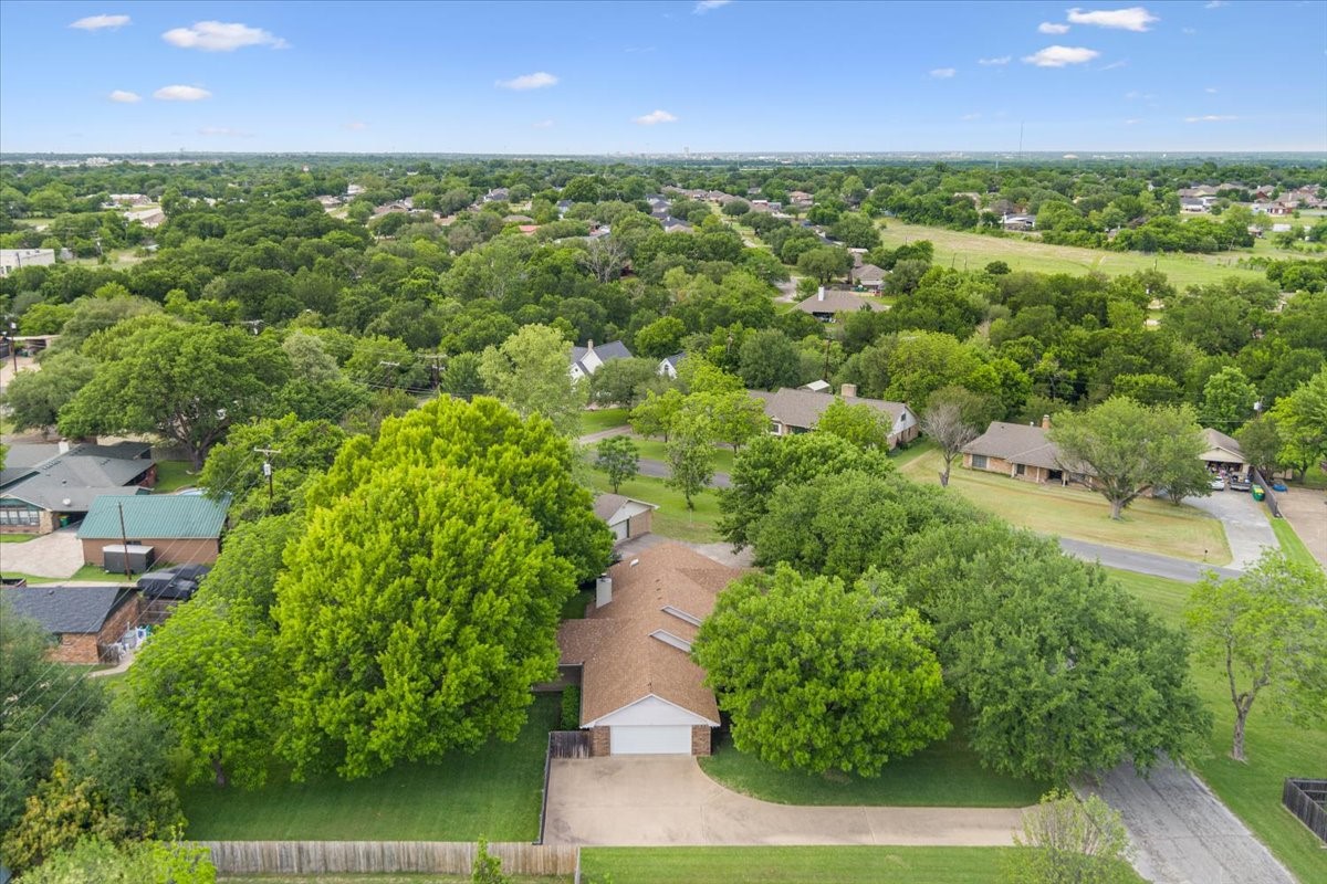 512 Dal Paso Drive, Robinson, TX, 76706