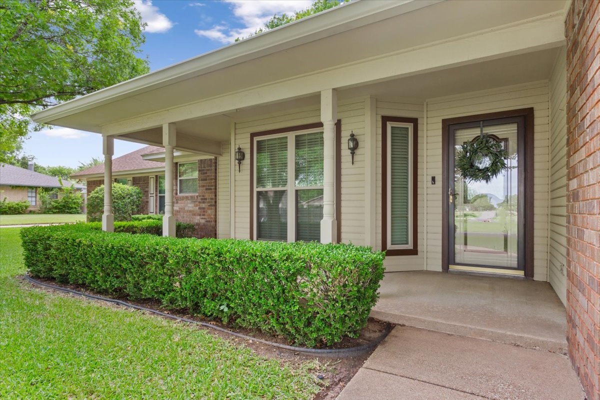 512 Dal Paso Drive, Robinson, TX, 76706