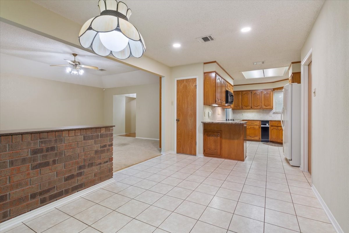 512 Dal Paso Drive, Robinson, TX, 76706