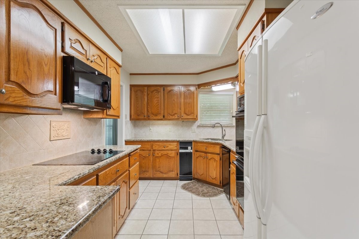 512 Dal Paso Drive, Robinson, TX, 76706