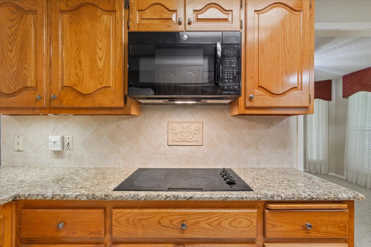 512 Dal Paso Drive, Robinson, TX, 76706