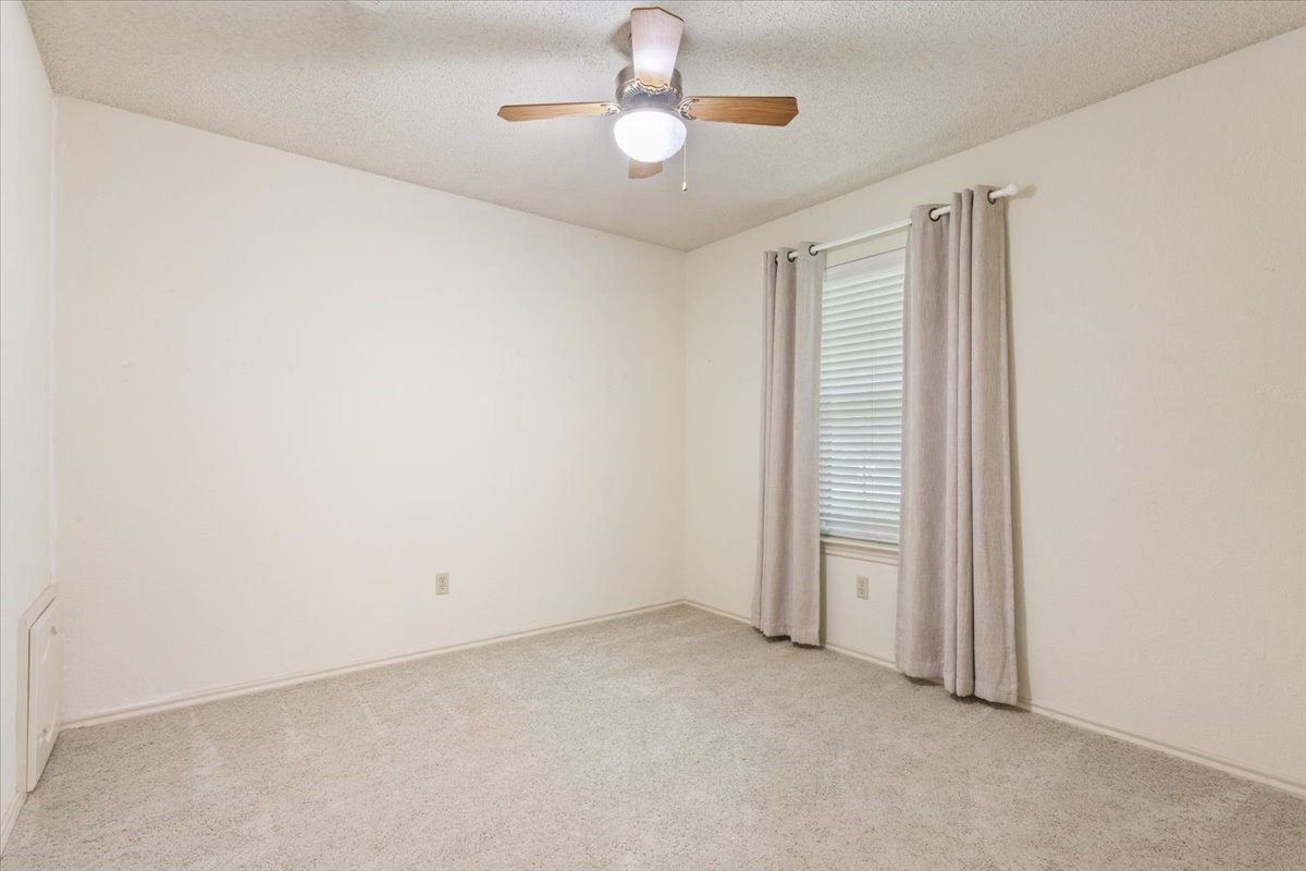 512 Dal Paso Drive, Robinson, TX, 76706