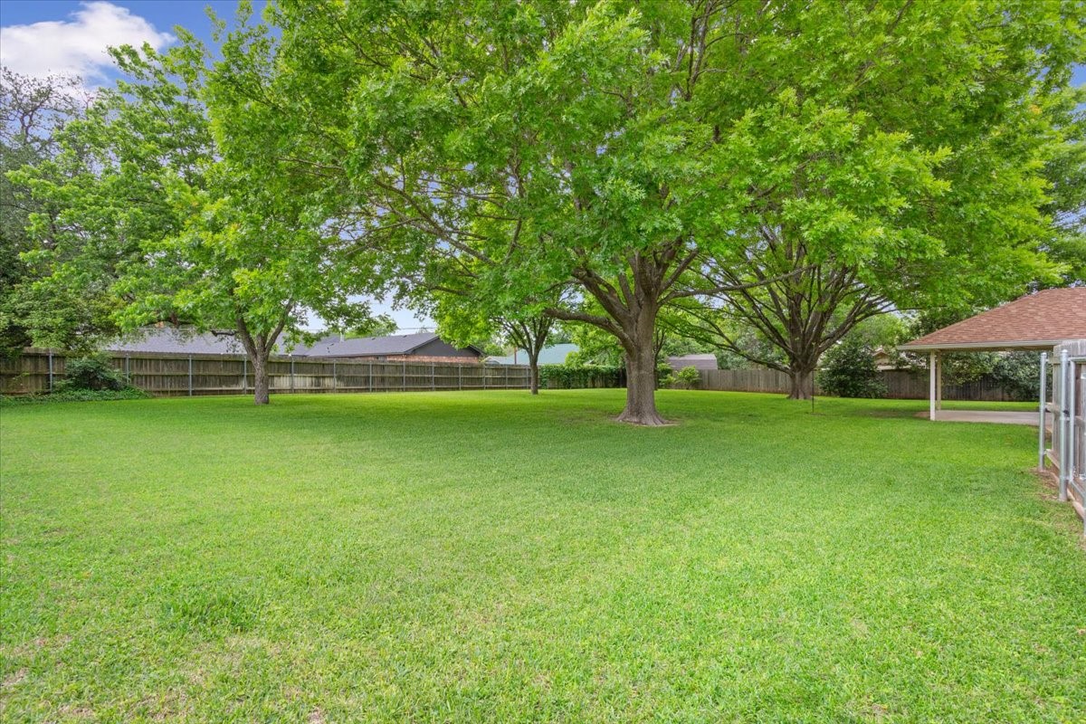 512 Dal Paso Drive, Robinson, TX, 76706