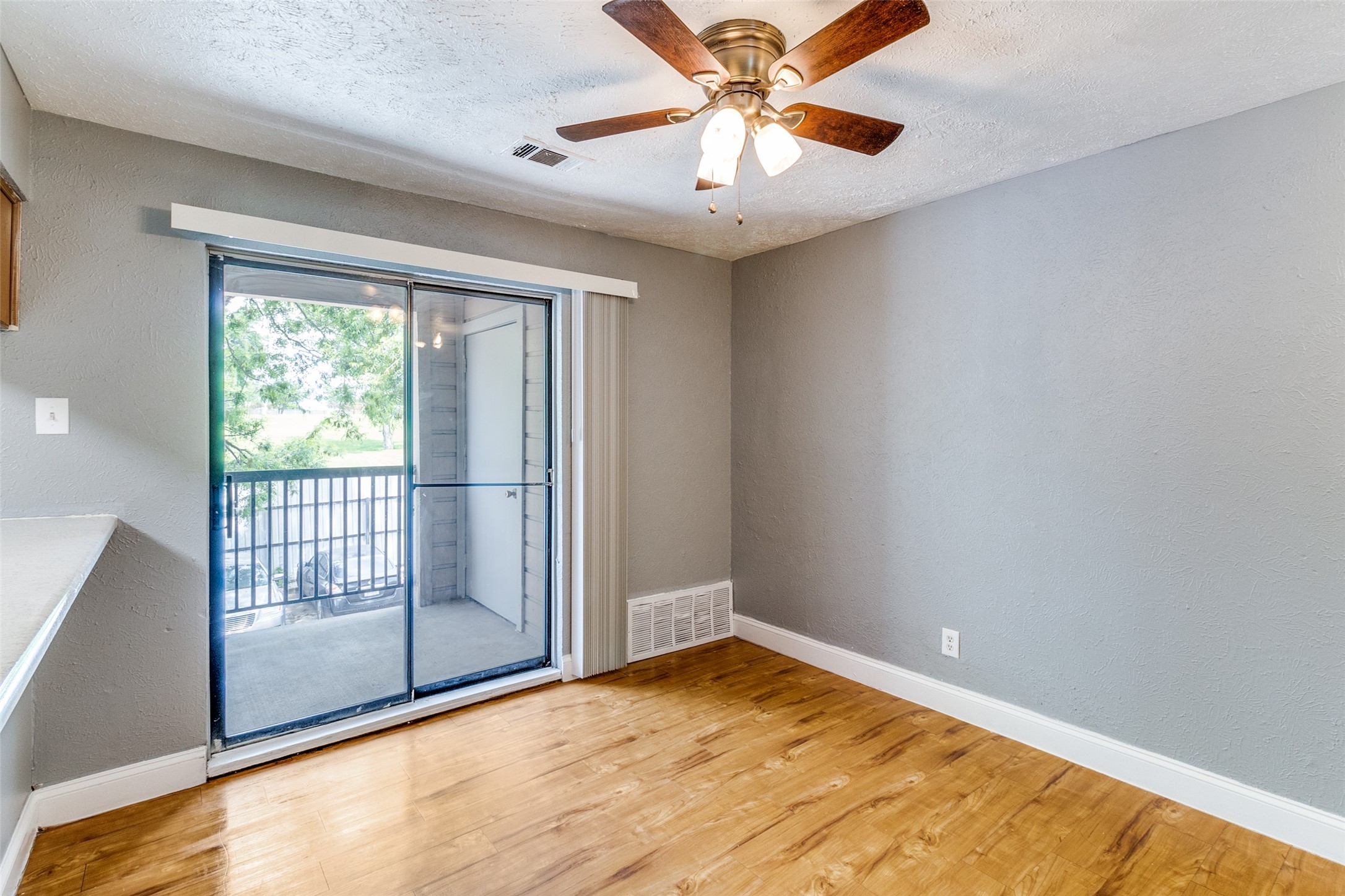 2354 Little Pocket Road UNIT&nbsp;B, Dallas, TX, 75228