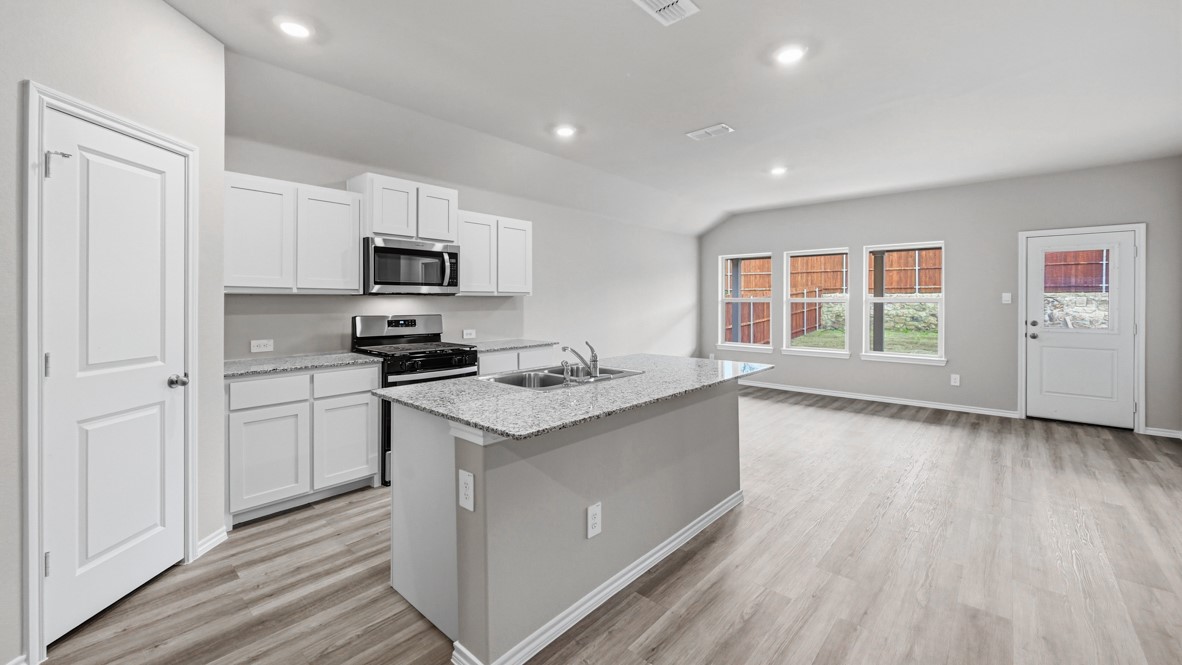 10632 DIAMOND MINE Drive, Fort Worth, TX, 76036
