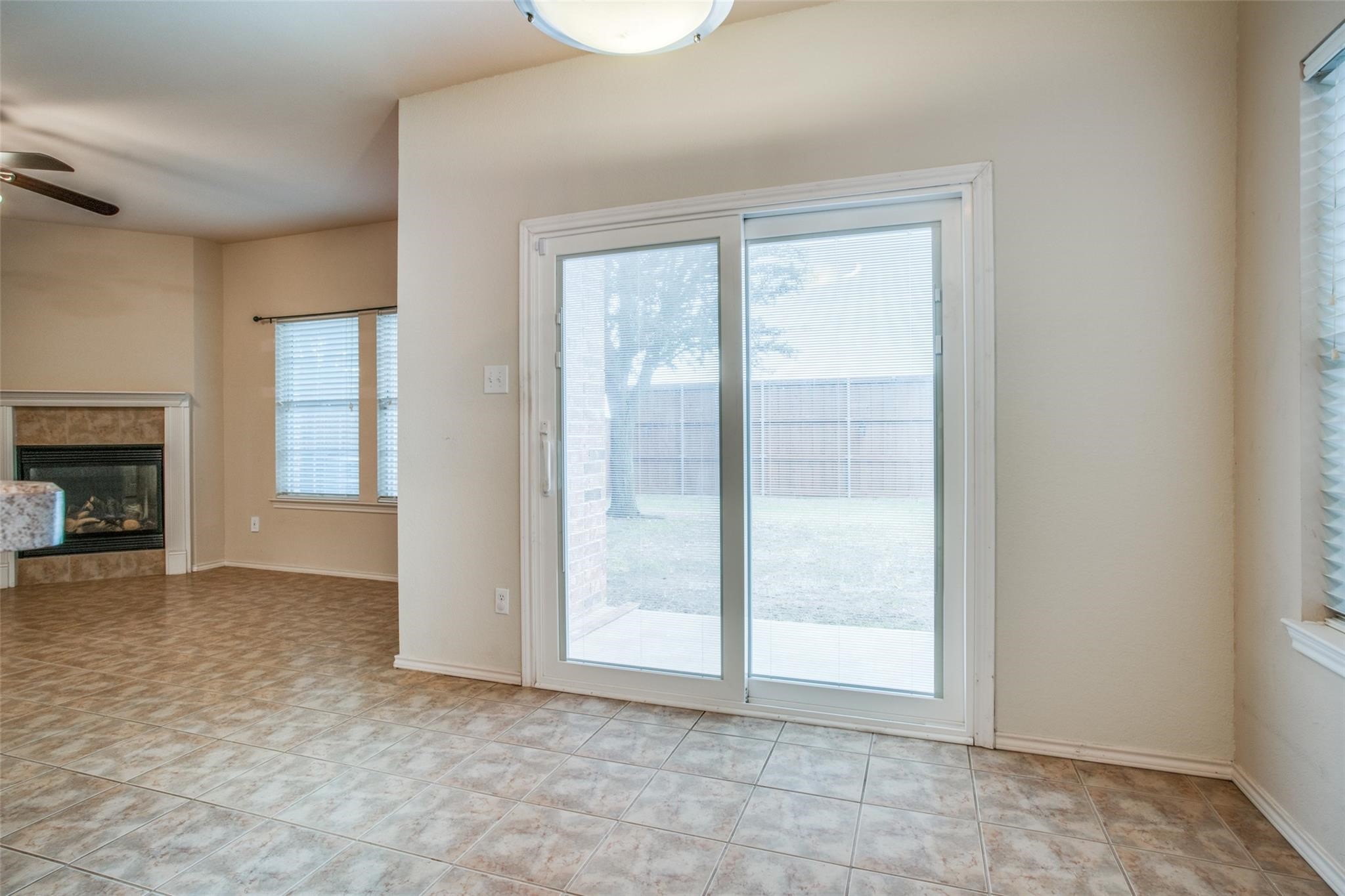 187 Castleridge Drive UNIT&nbsp;B, Little Elm, TX, 75068