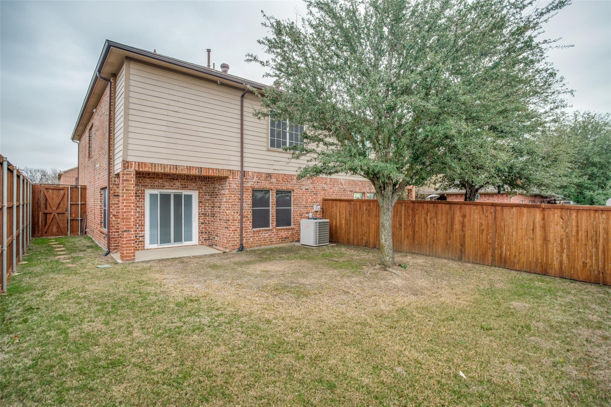 187 Castleridge Drive UNIT&nbsp;B, Little Elm, TX, 75068