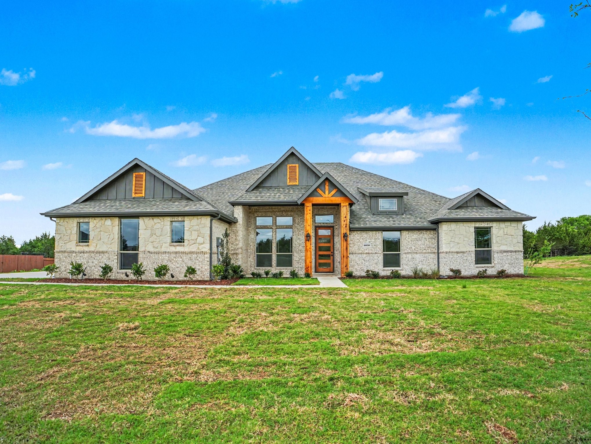 6830 Southrock Drive, Midlothian, TX, 76065