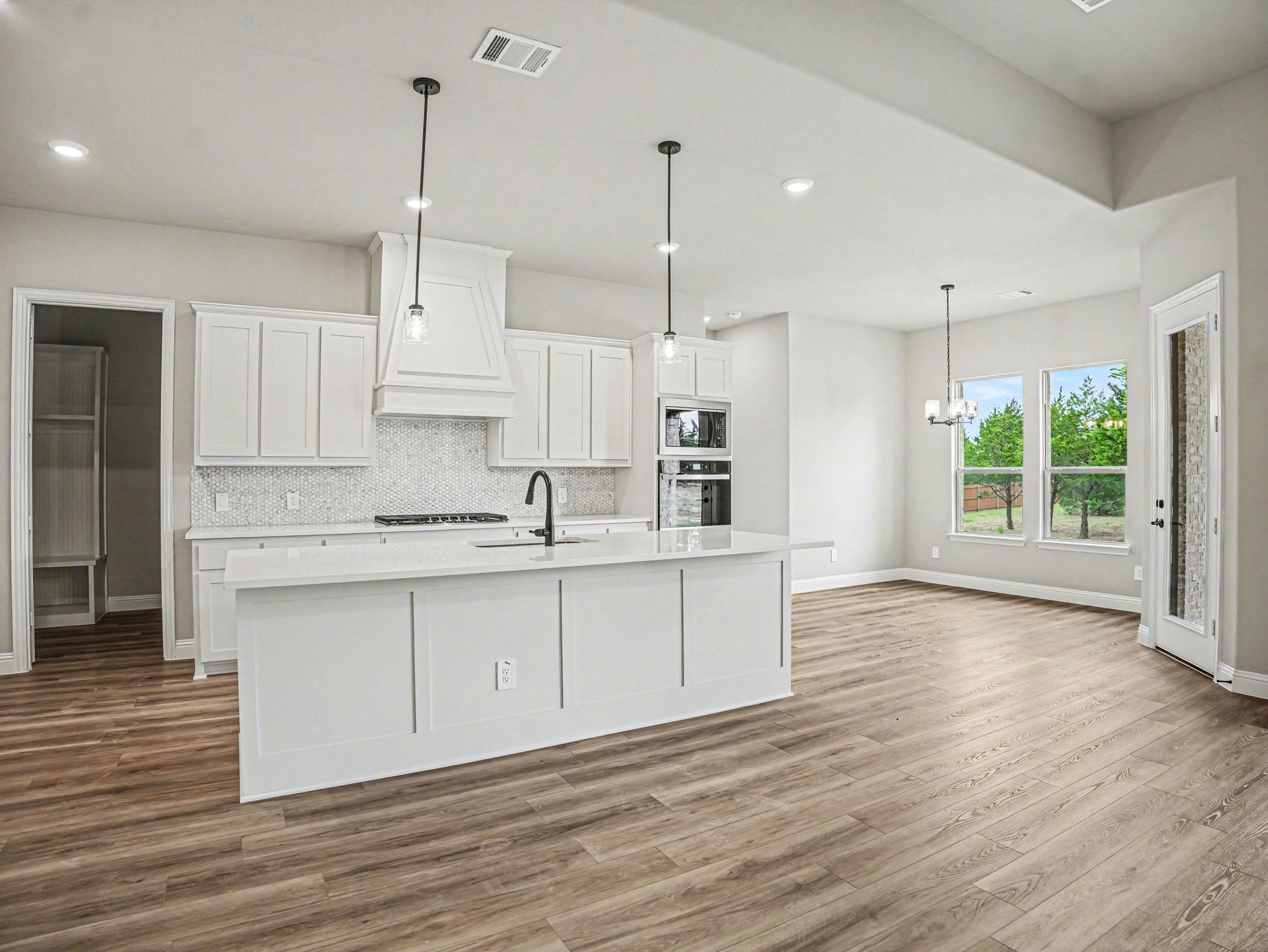 6830 Southrock Drive, Midlothian, TX, 76065