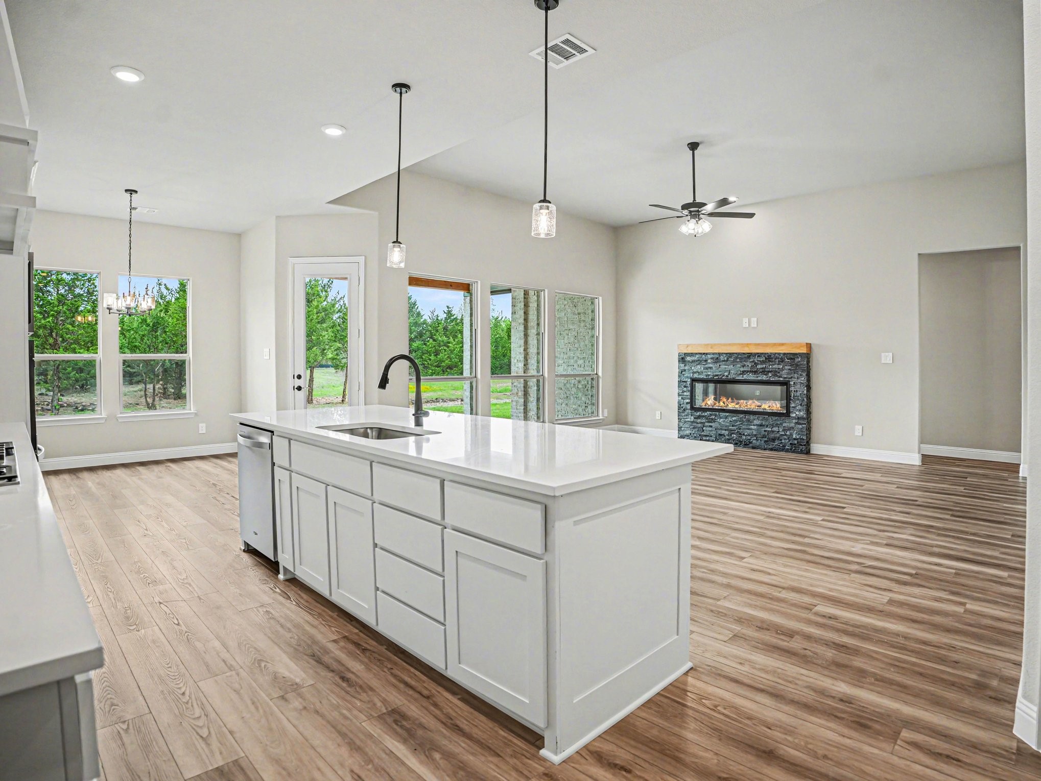 6830 Southrock Drive, Midlothian, TX, 76065