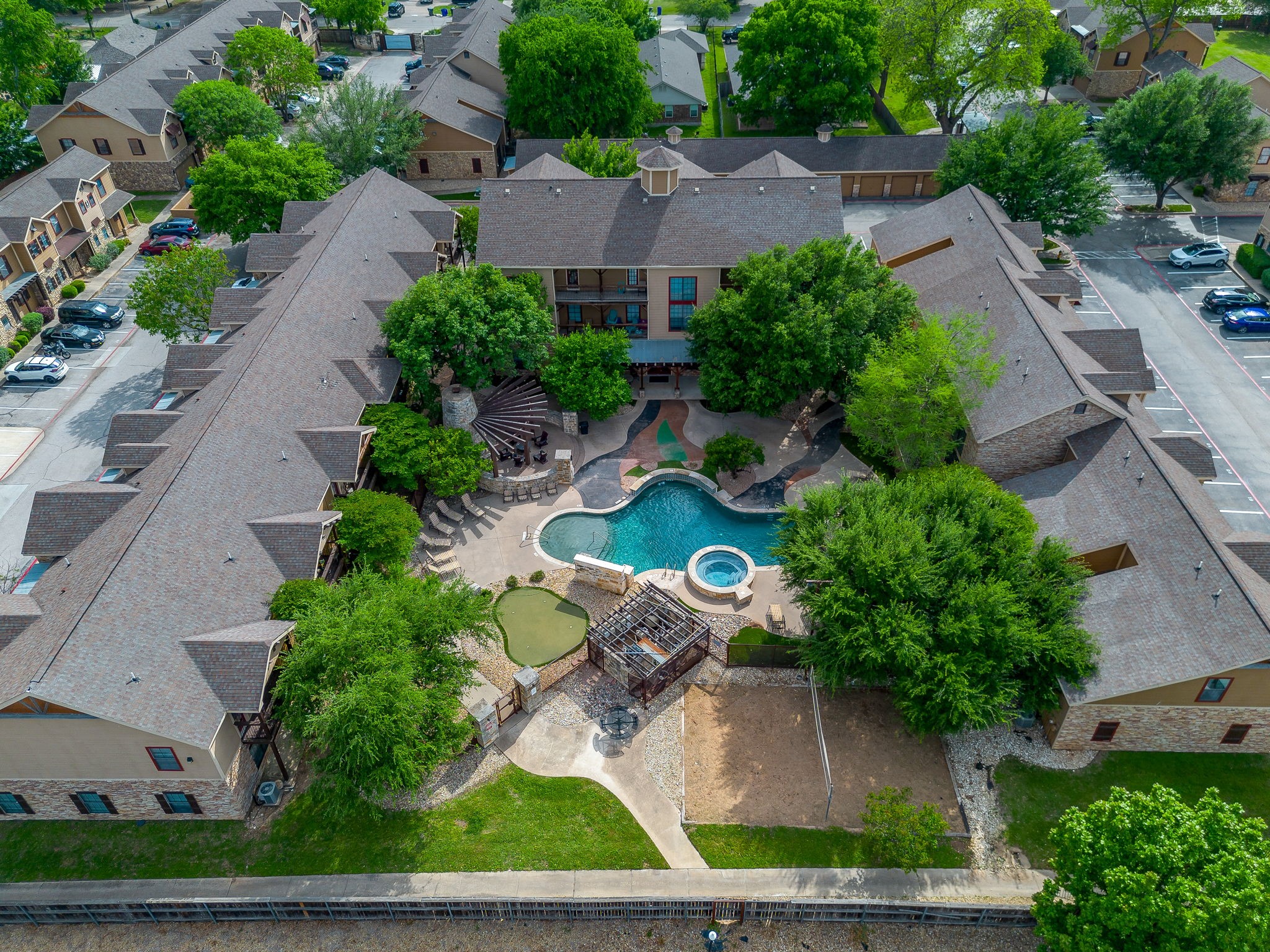 2410 S 2nd Street, Waco, TX, 76706