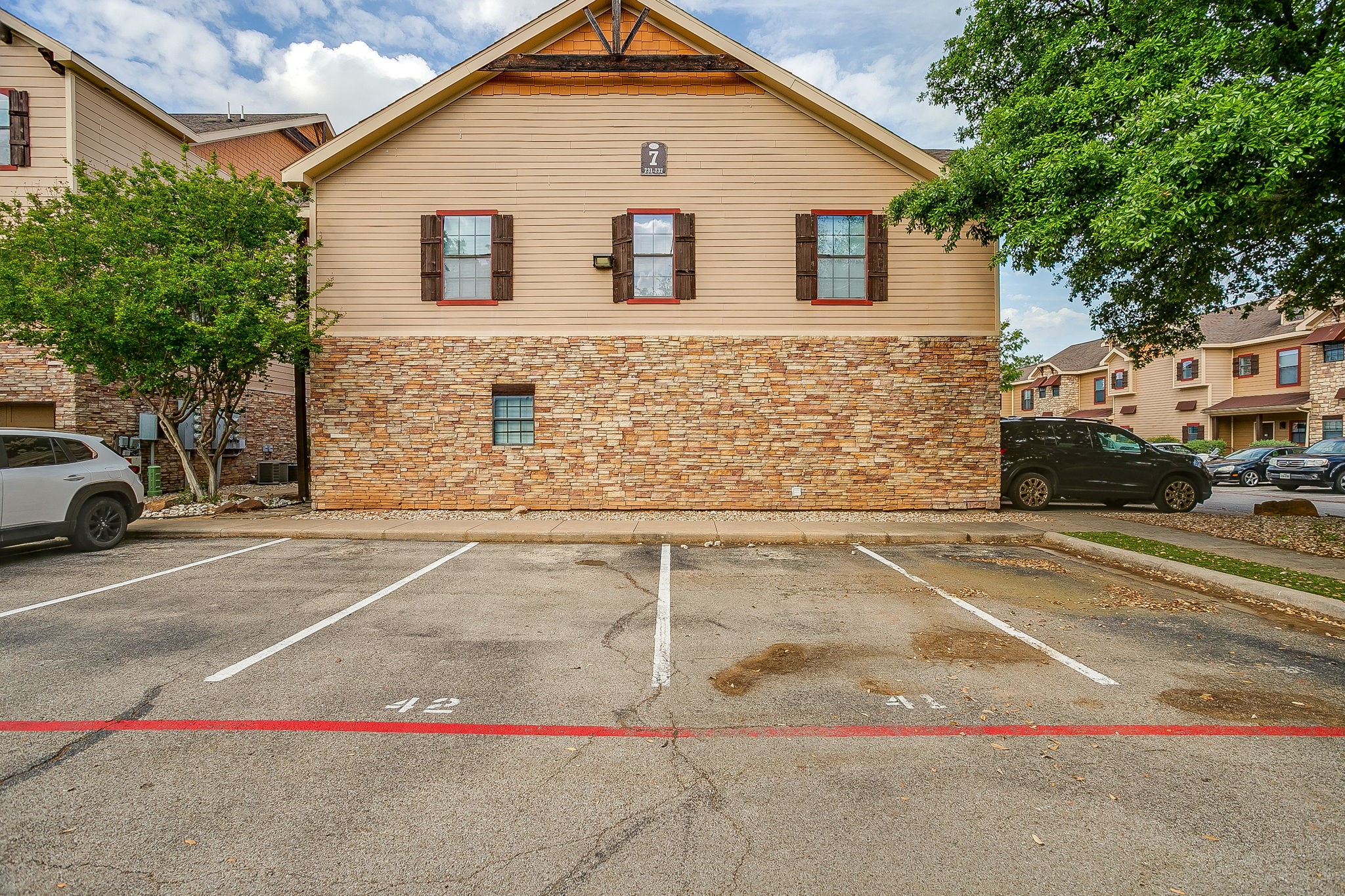 2410 S 2nd Street, Waco, TX, 76706