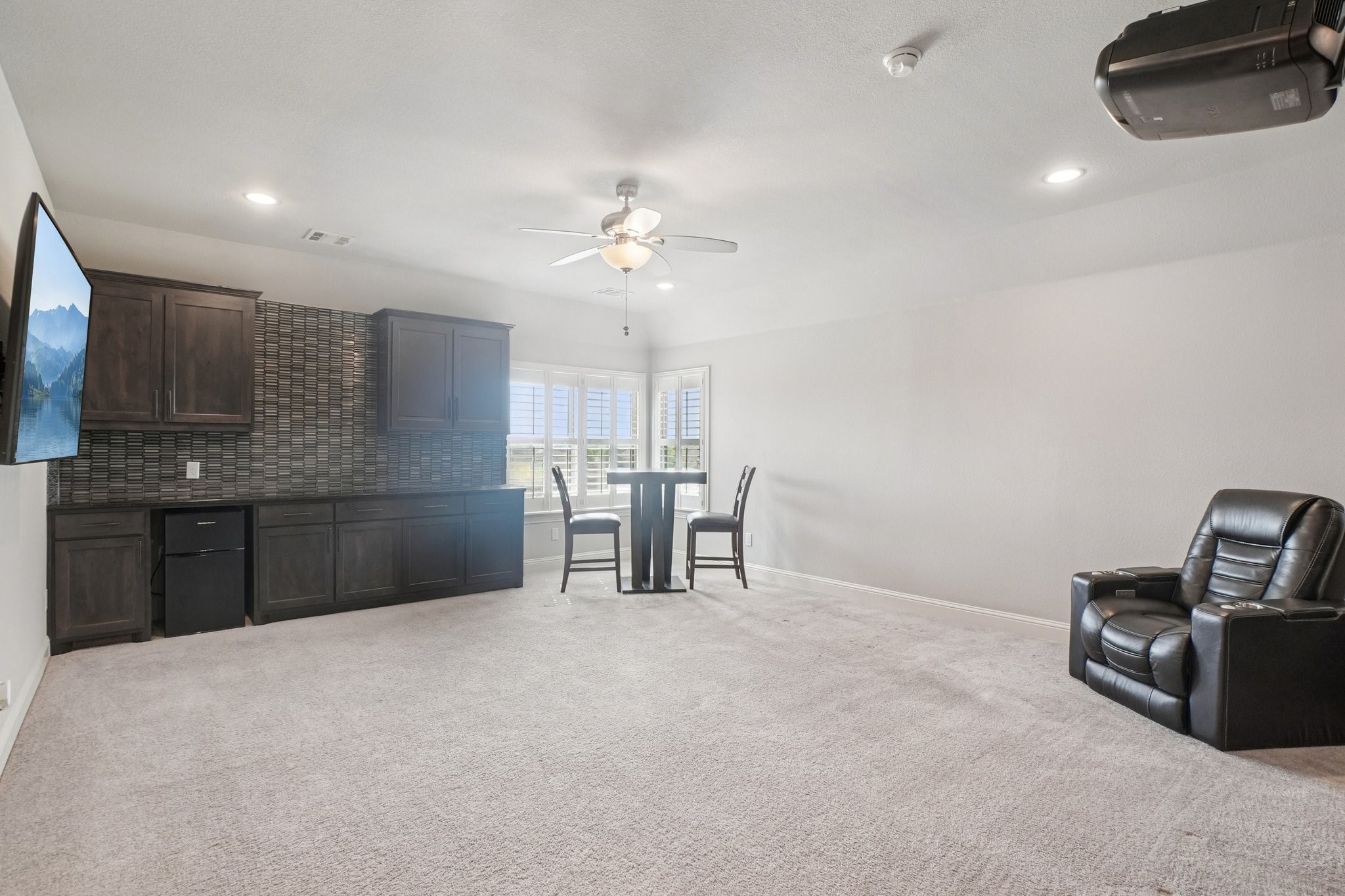 8230 Palmer Lane, Waxahachie, TX, 75167