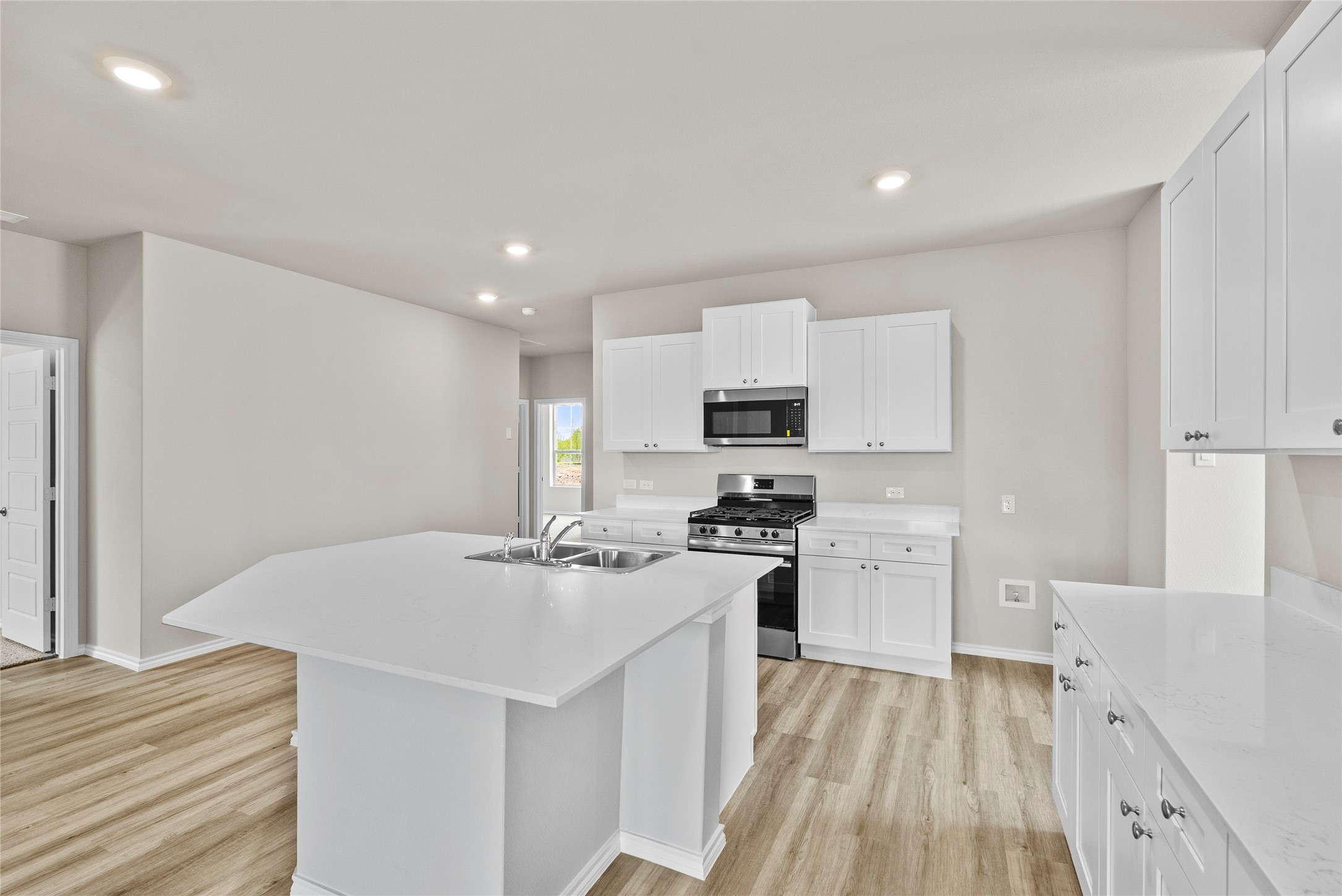 9741 Mcclane Farm Drive, Crowley, TX, 76036
