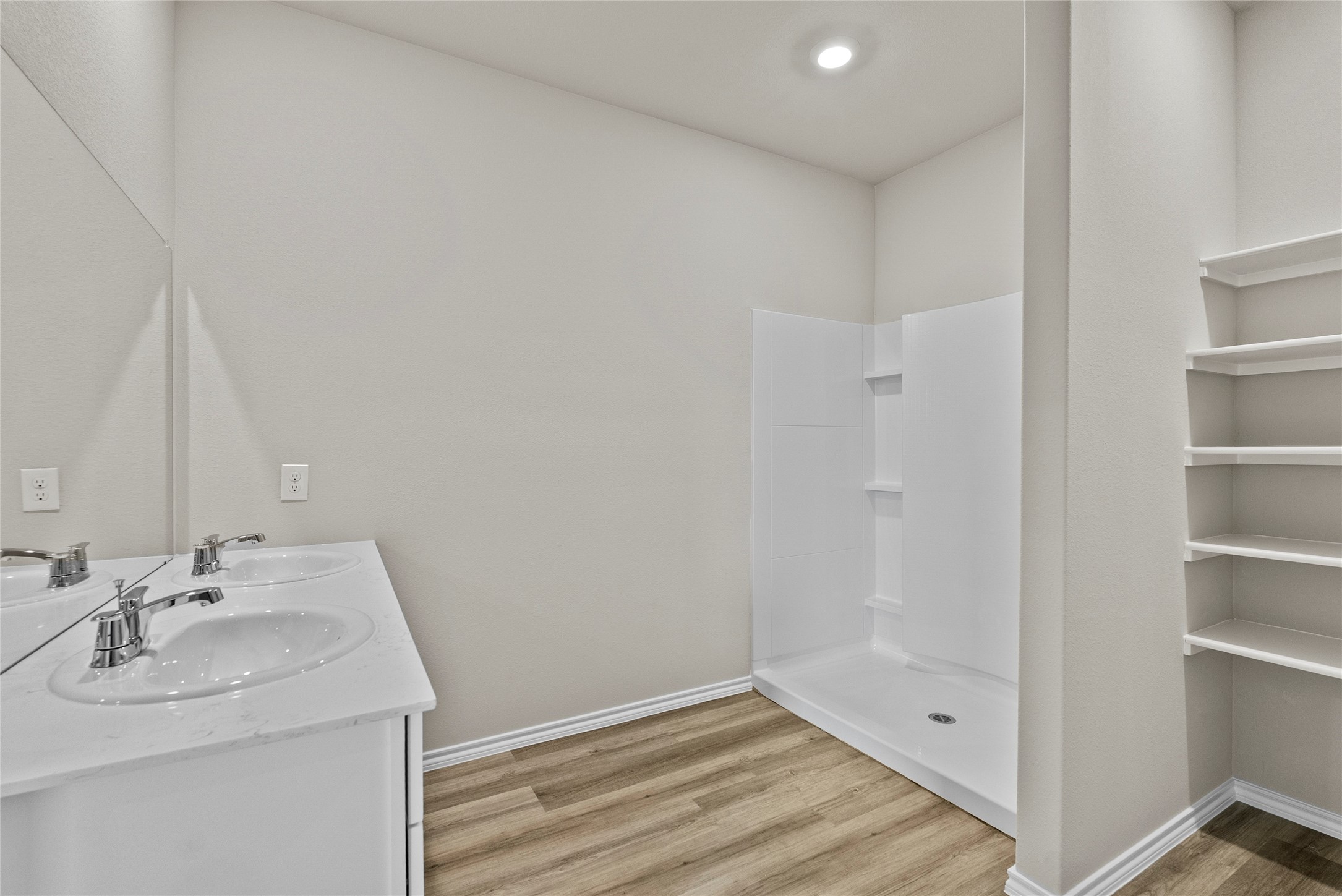9741 Mcclane Farm Drive, Crowley, TX, 76036