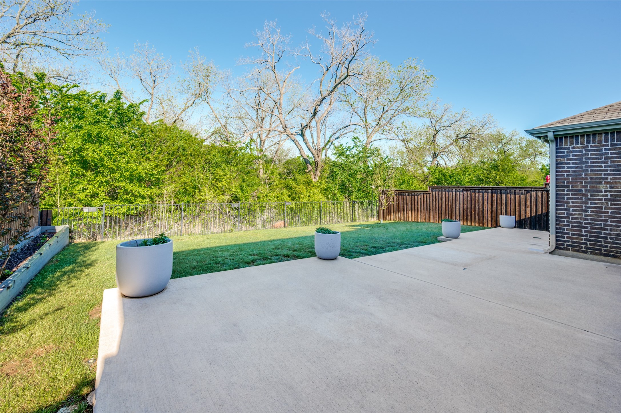 2070 Alamandine Avenue, Cross Roads, TX, 76227