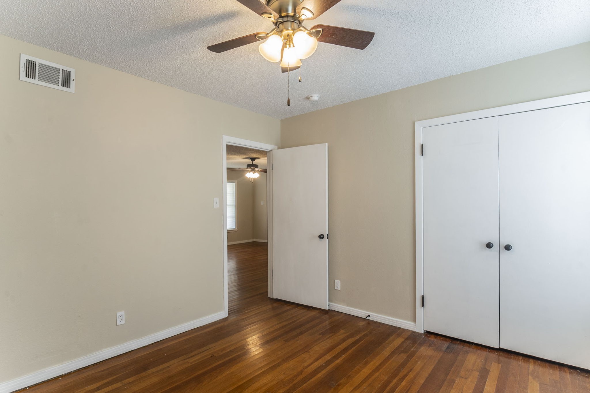 3128 Ray Drive, Haltom City, TX, 76117