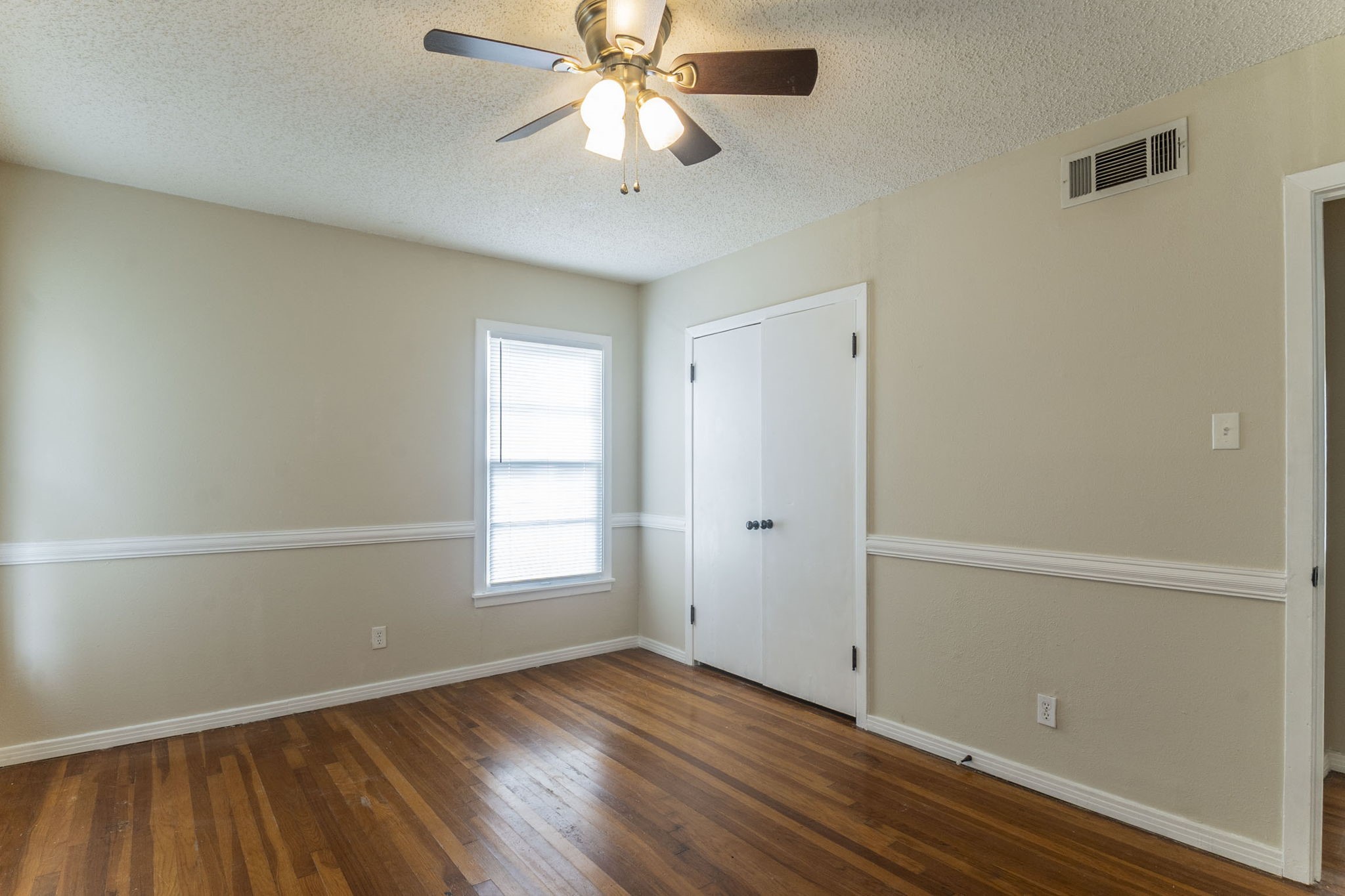3128 Ray Drive, Haltom City, TX, 76117