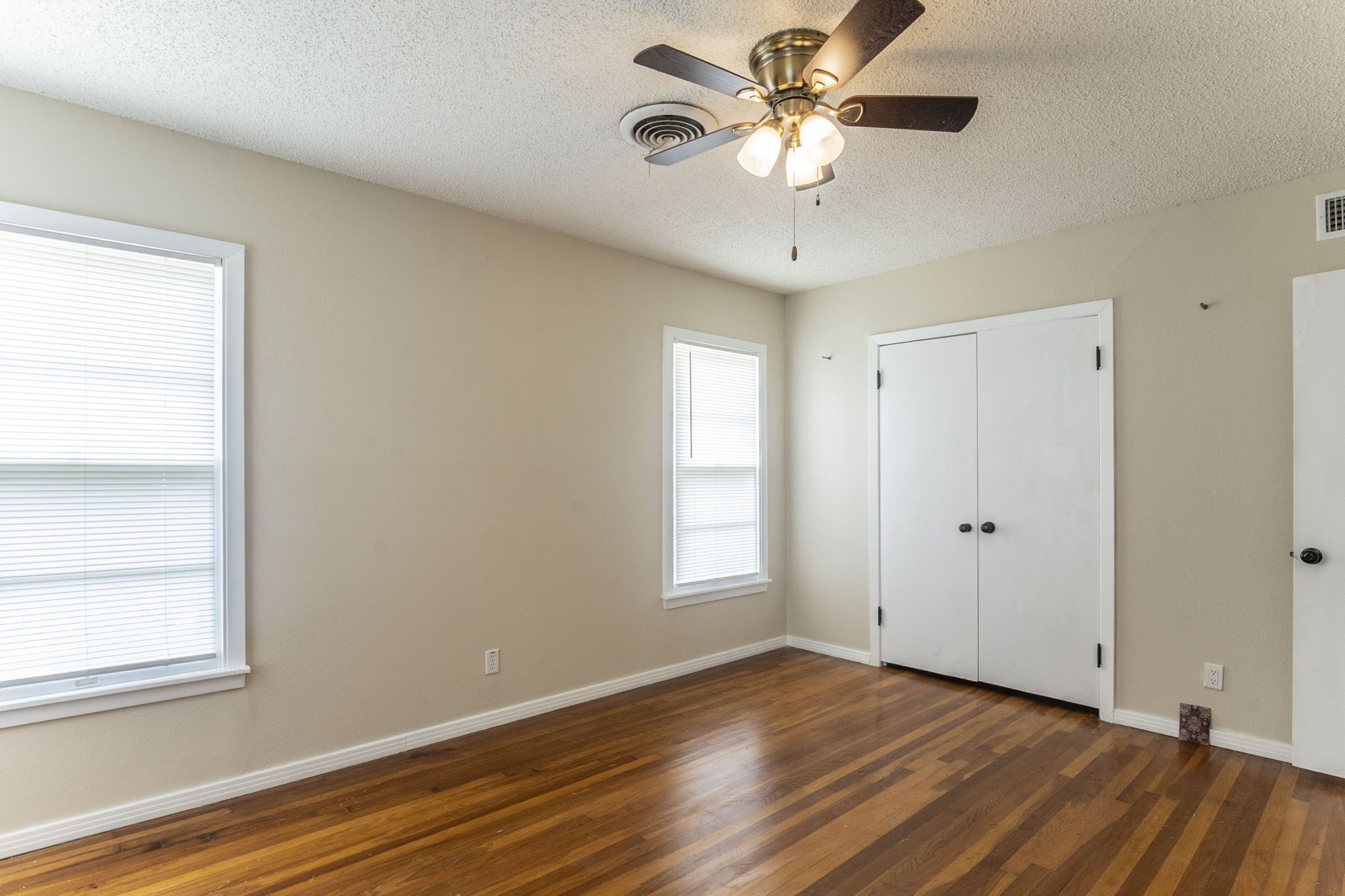 3128 Ray Drive, Haltom City, TX, 76117