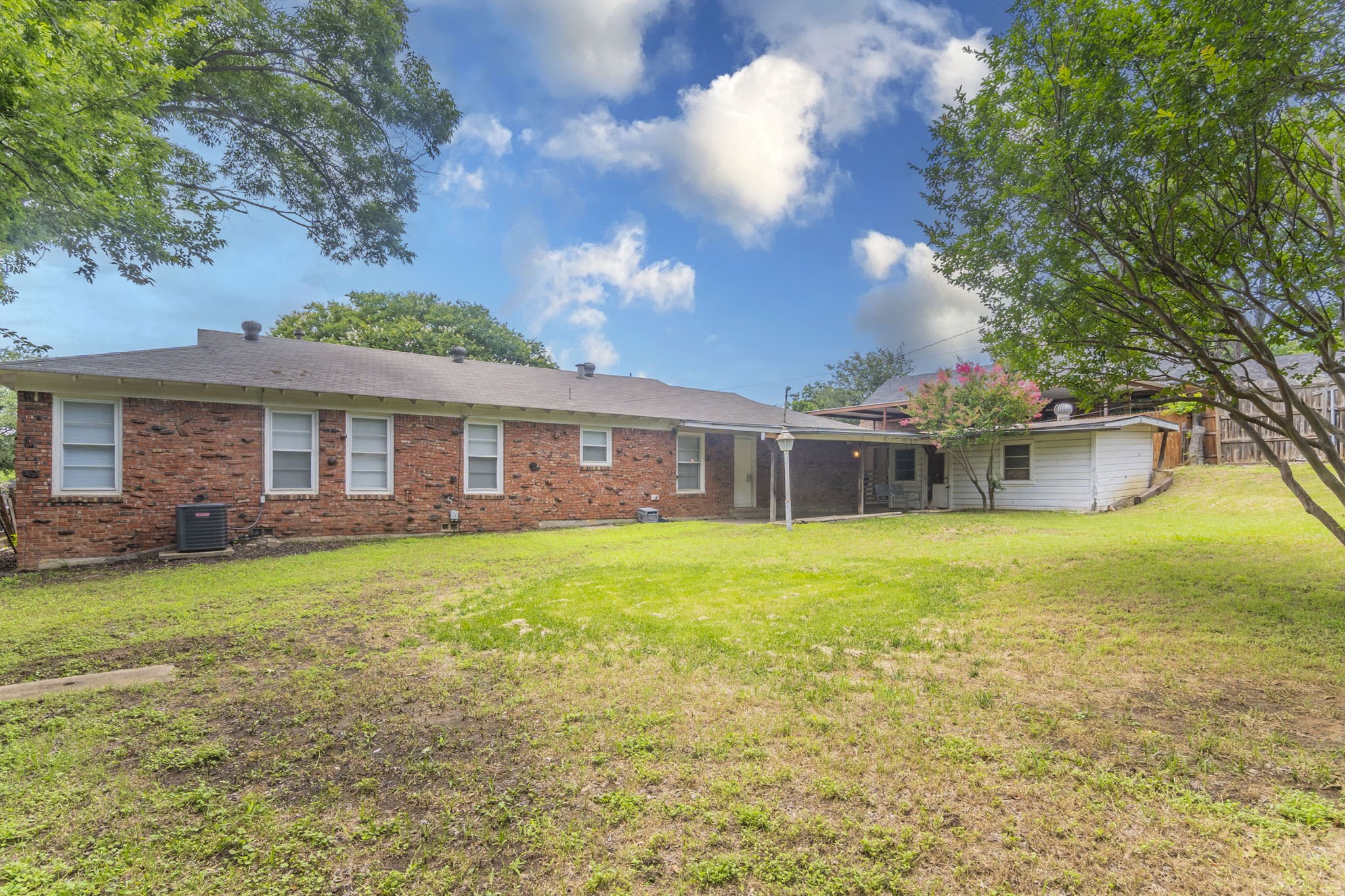 3128 Ray Drive, Haltom City, TX, 76117