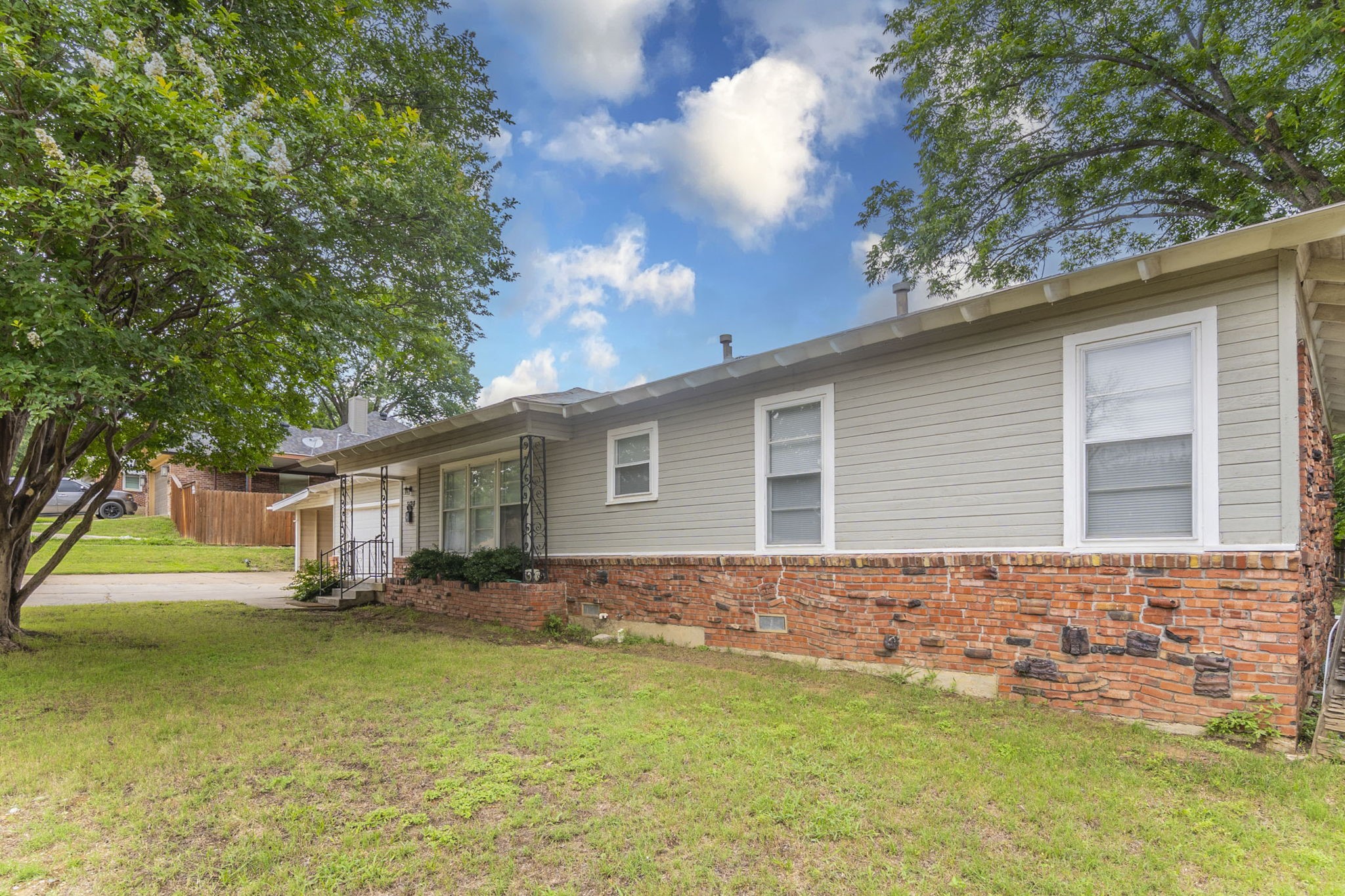 3128 Ray Drive, Haltom City, TX, 76117