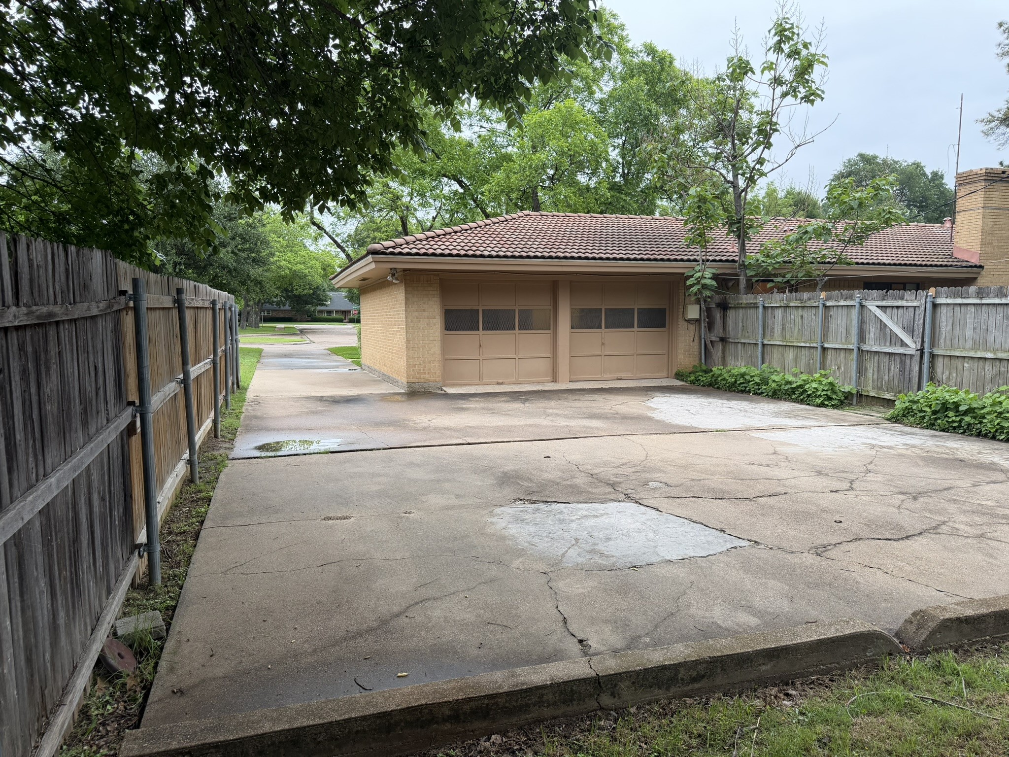 126 Sanders Place, Irving, TX, 75062