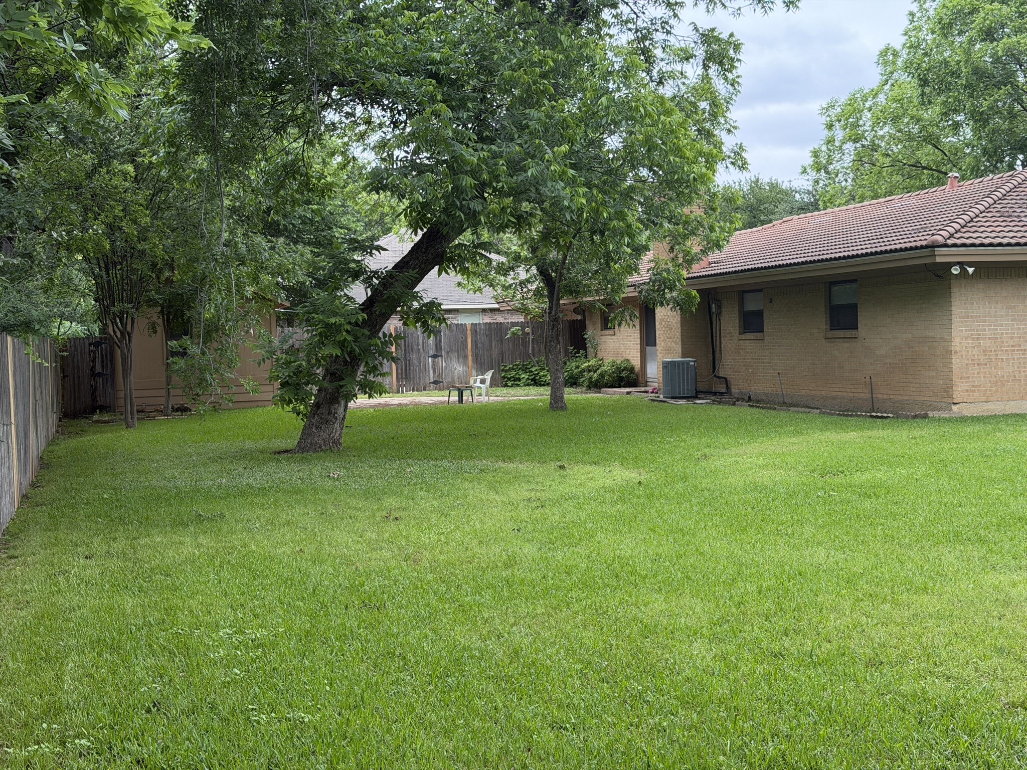 126 Sanders Place, Irving, TX, 75062