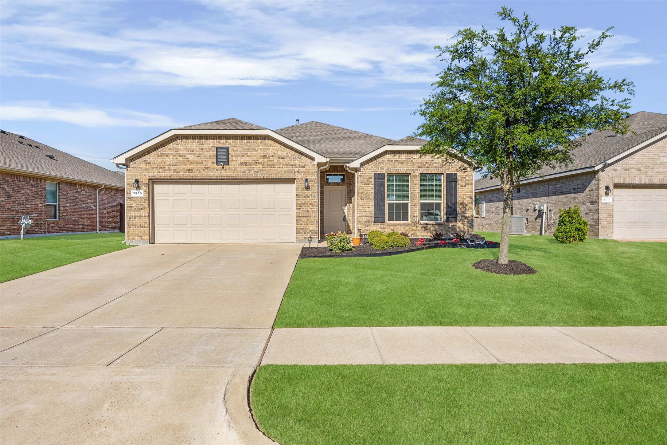 Property photo 01 of 1215 Tiburon Trail, Cleburne, TX 76033 | MLS #21232133