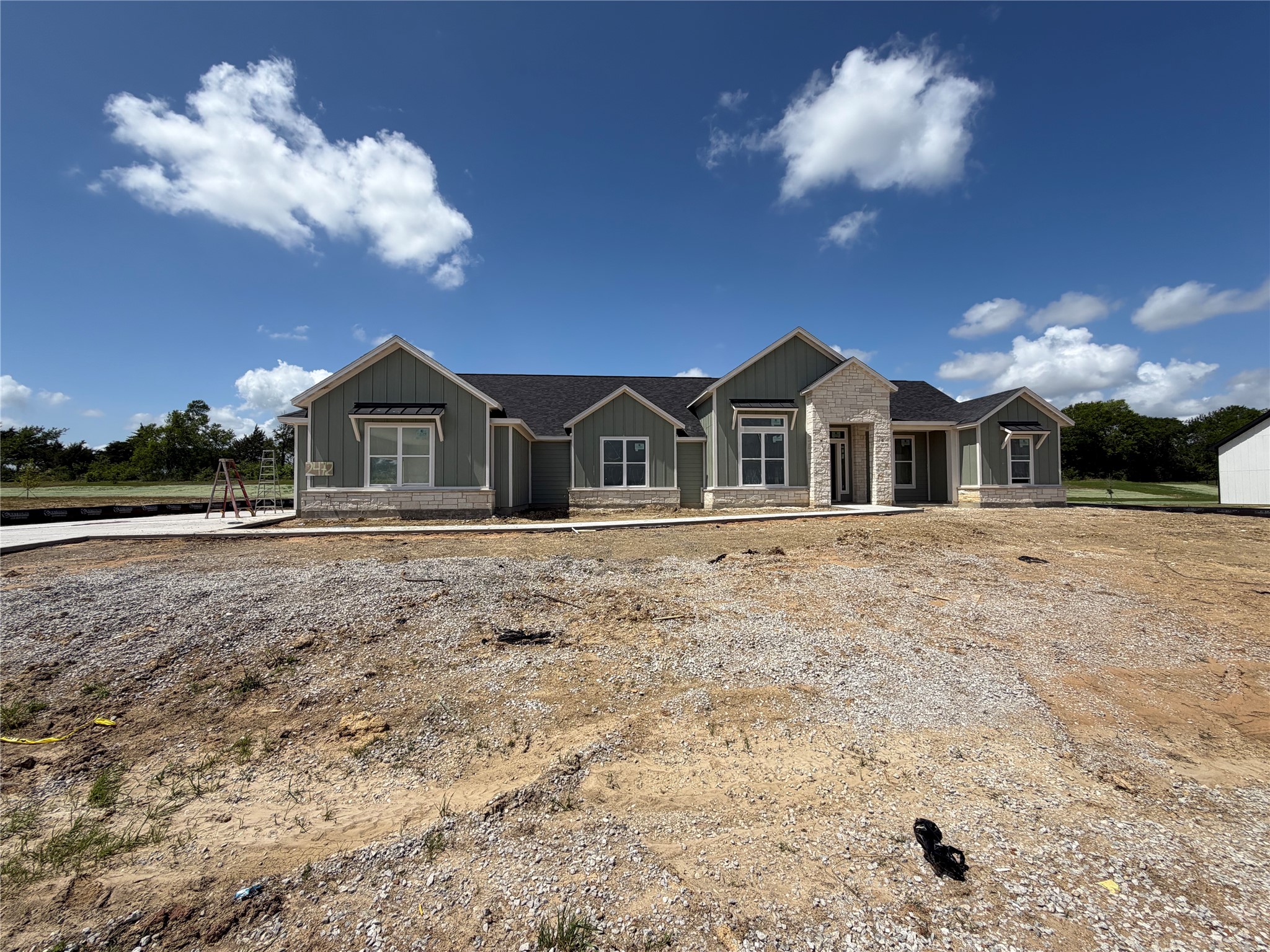 Property photo 01 of 2472 Eastridge Boulevard, Princeton, TX 75407 | MLS #21232218