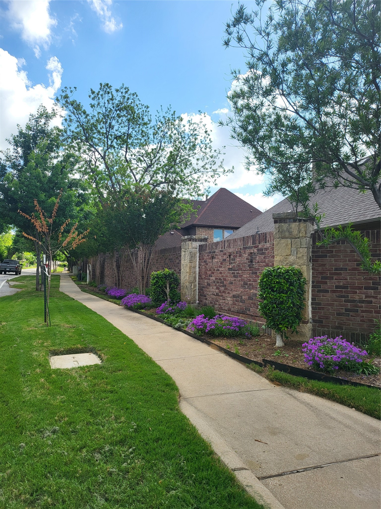 Property photo 04 of 6401 Vintage Lake Drive, Arlington, TX 76016 | MLS #21232240