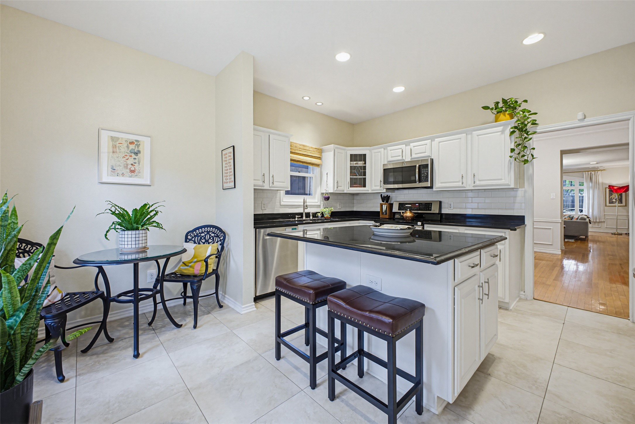1123 Clermont Avenue, Dallas, TX, 75223