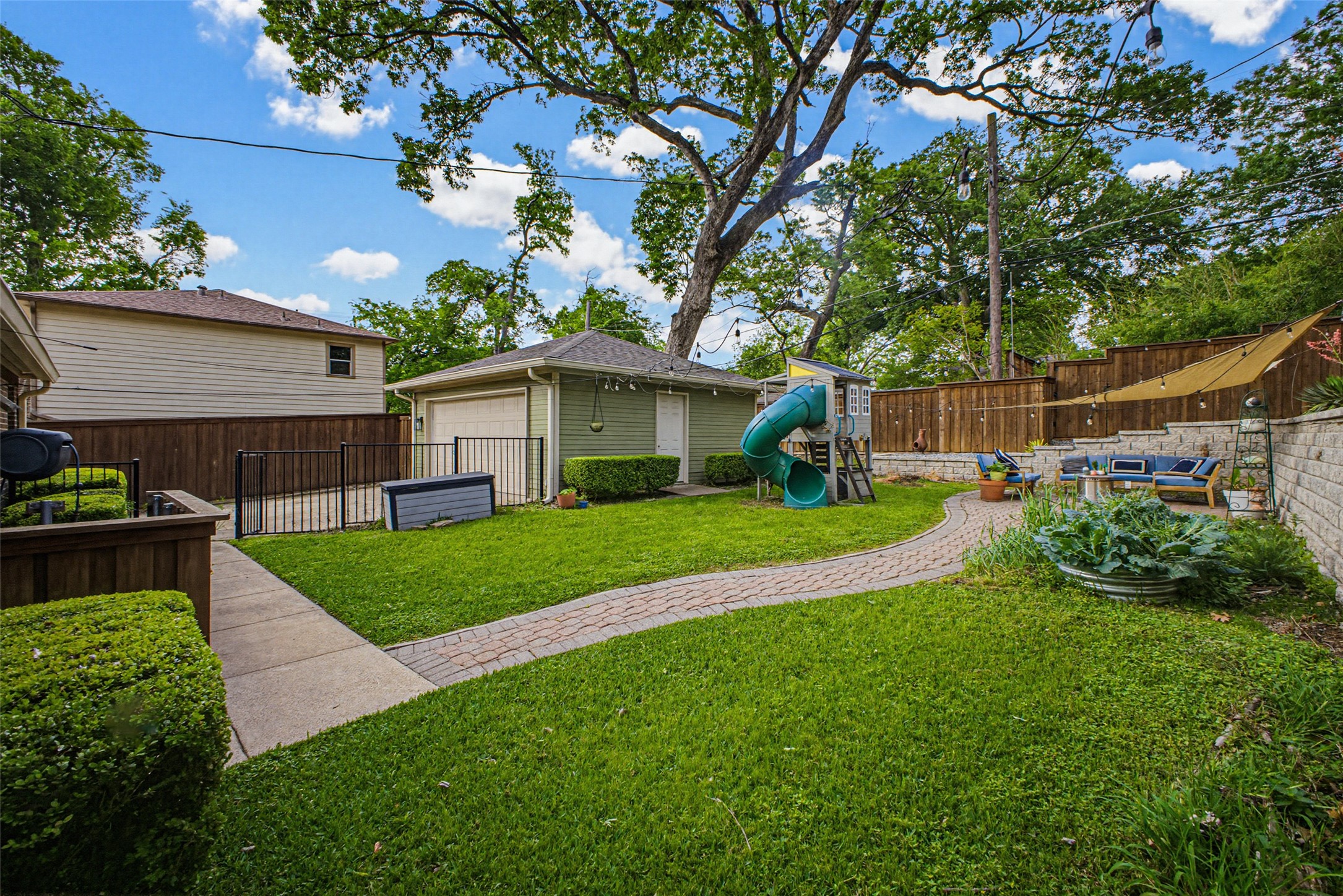 1123 Clermont Avenue, Dallas, TX, 75223