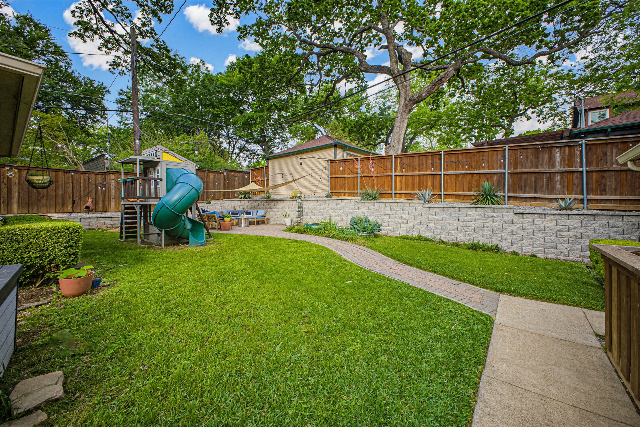 1123 Clermont Avenue, Dallas, TX, 75223